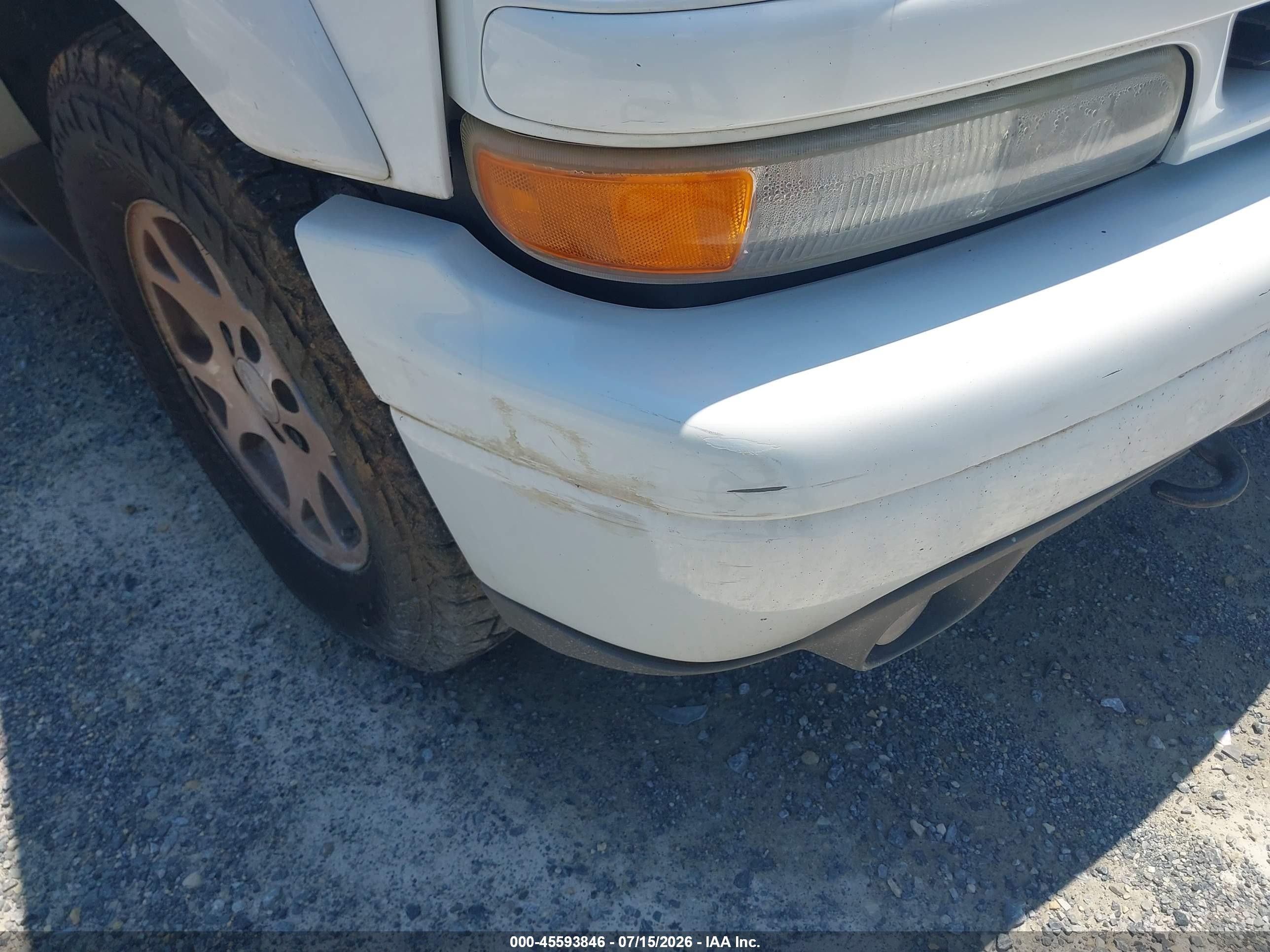 2006 Chevrolet Tahoe Z71 White vin: 1GNEK13ZX6R132730