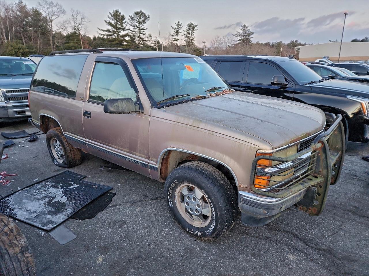 1994 Chevrolet Blazer K1500 Tan vin: 1GNEK18K0RJ353140