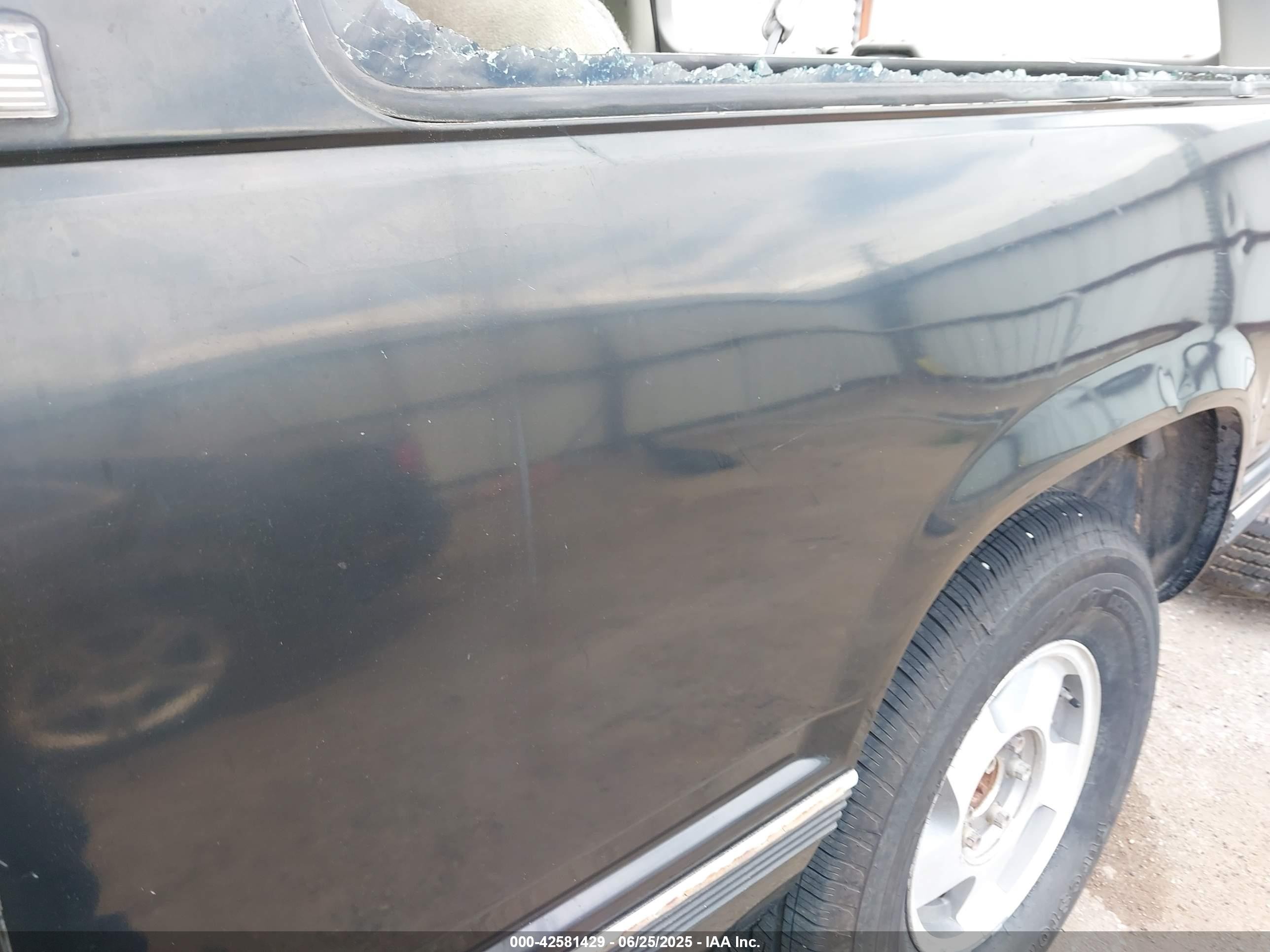 1994 Chevrolet Blazer K1500 Черный vin: 1GNEK18K0RJ376207