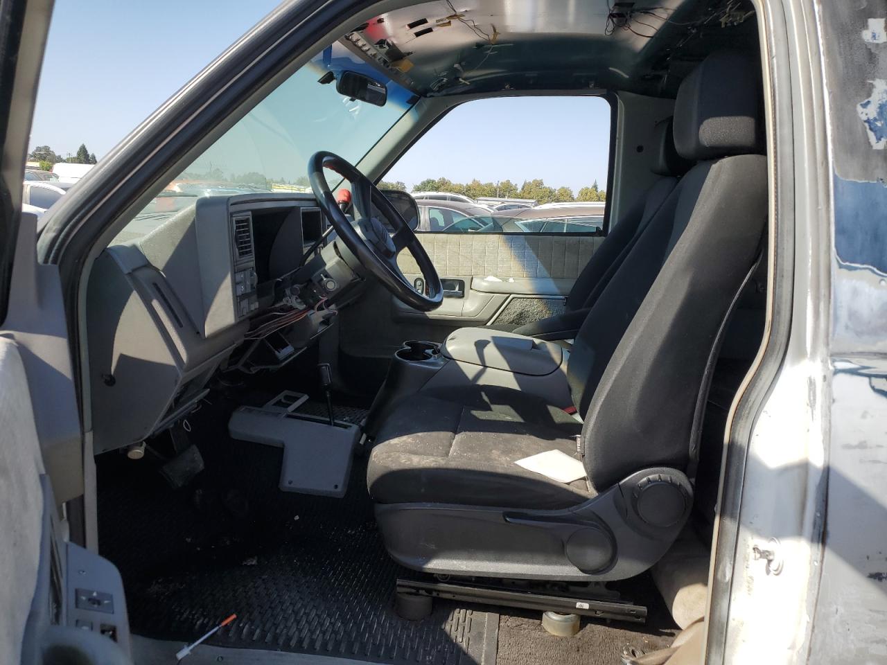 1992 Chevrolet Blazer K1500 White vin: 1GNEK18K2NJ331196