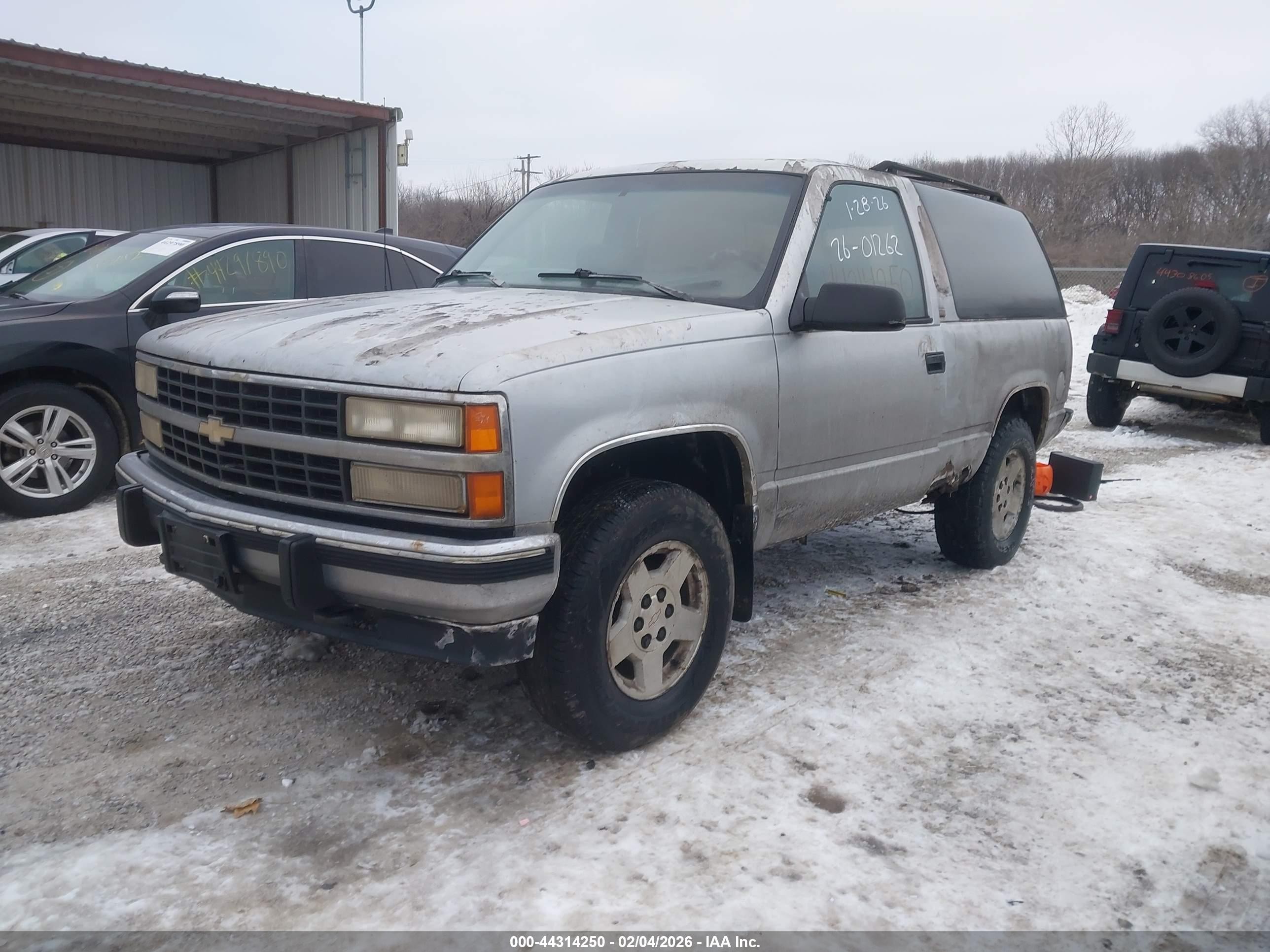 1992 Chevrolet Blazer K1500 Серый vin: 1GNEK18K4NJ358867