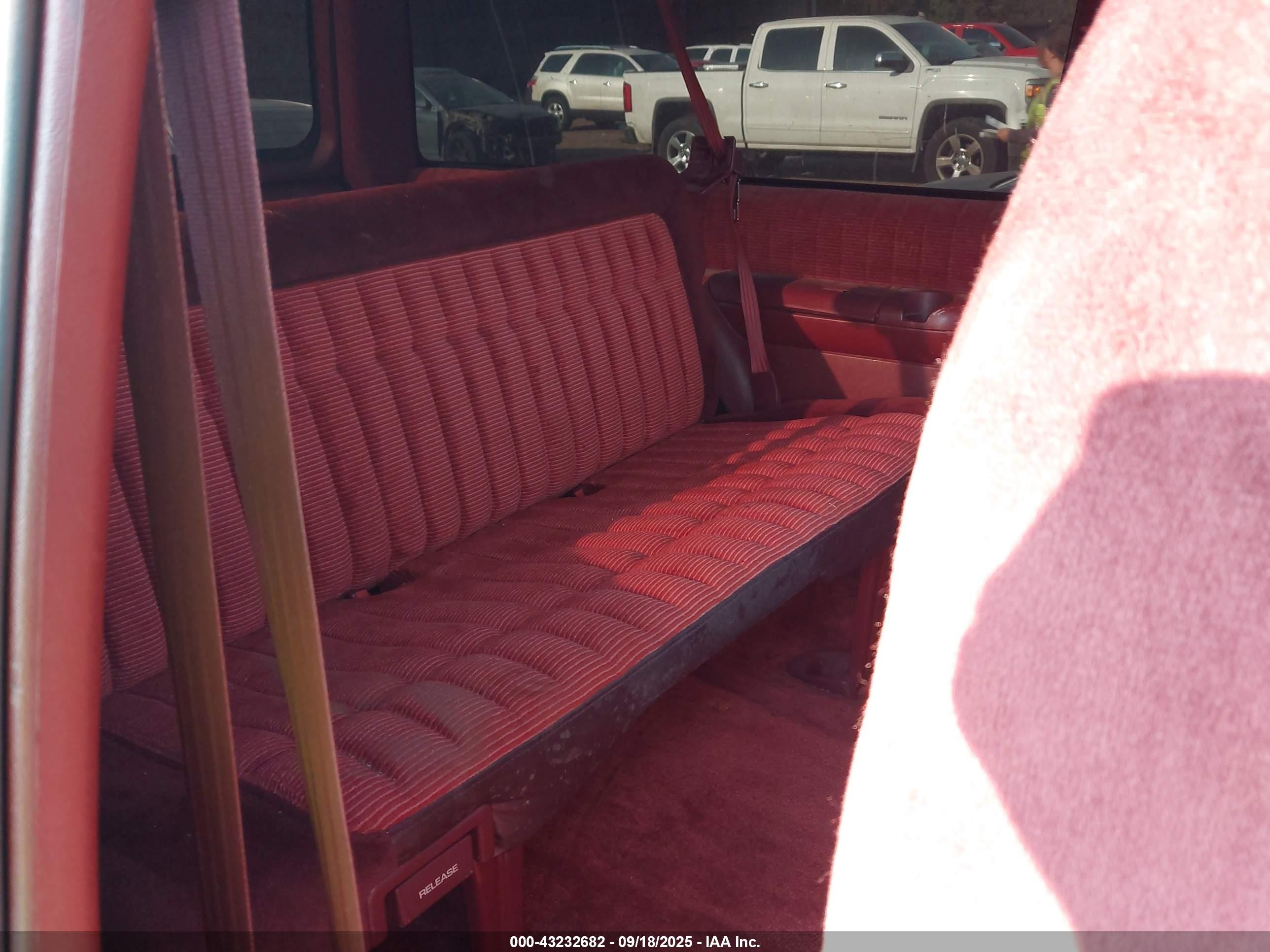 1994 Chevrolet Blazer K1500 Black vin: 1GNEK18K4RJ403635
