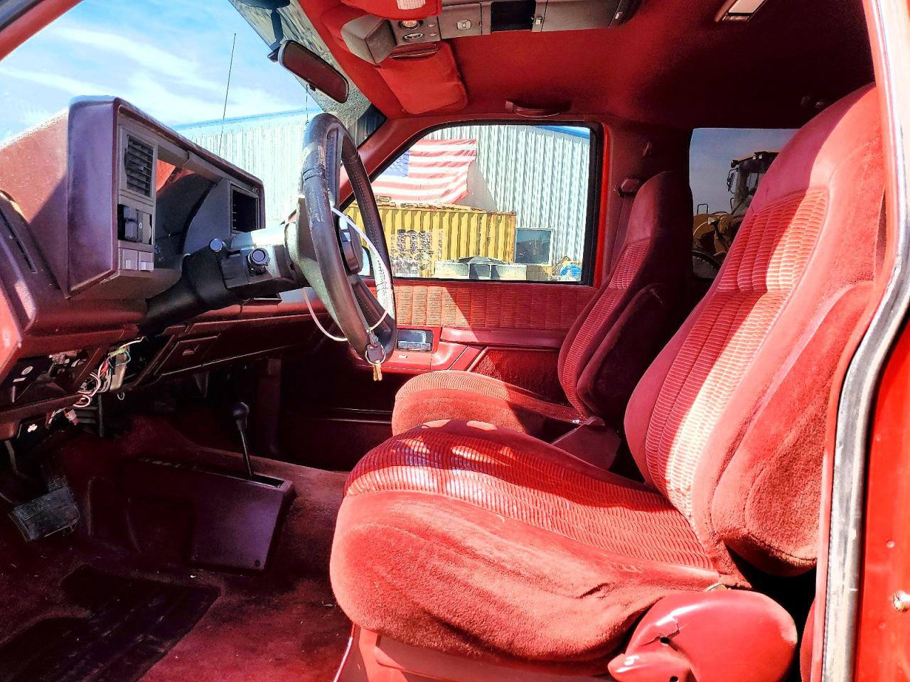 1994 Chevrolet Blazer K1500 Red vin: 1GNEK18K4RJ409662