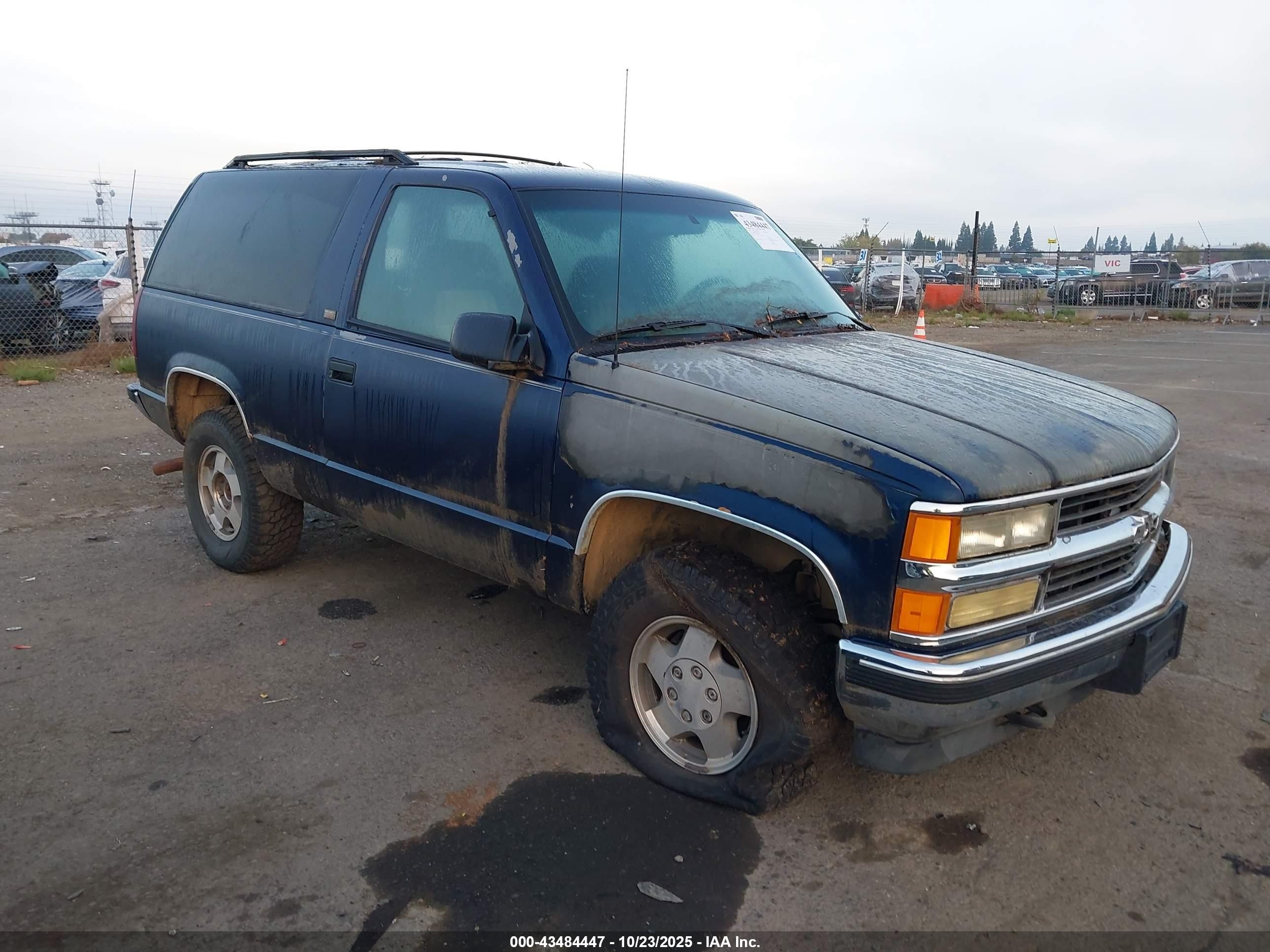 1994 Chevrolet Blazer K1500 Blue vin: 1GNEK18K5RJ300899