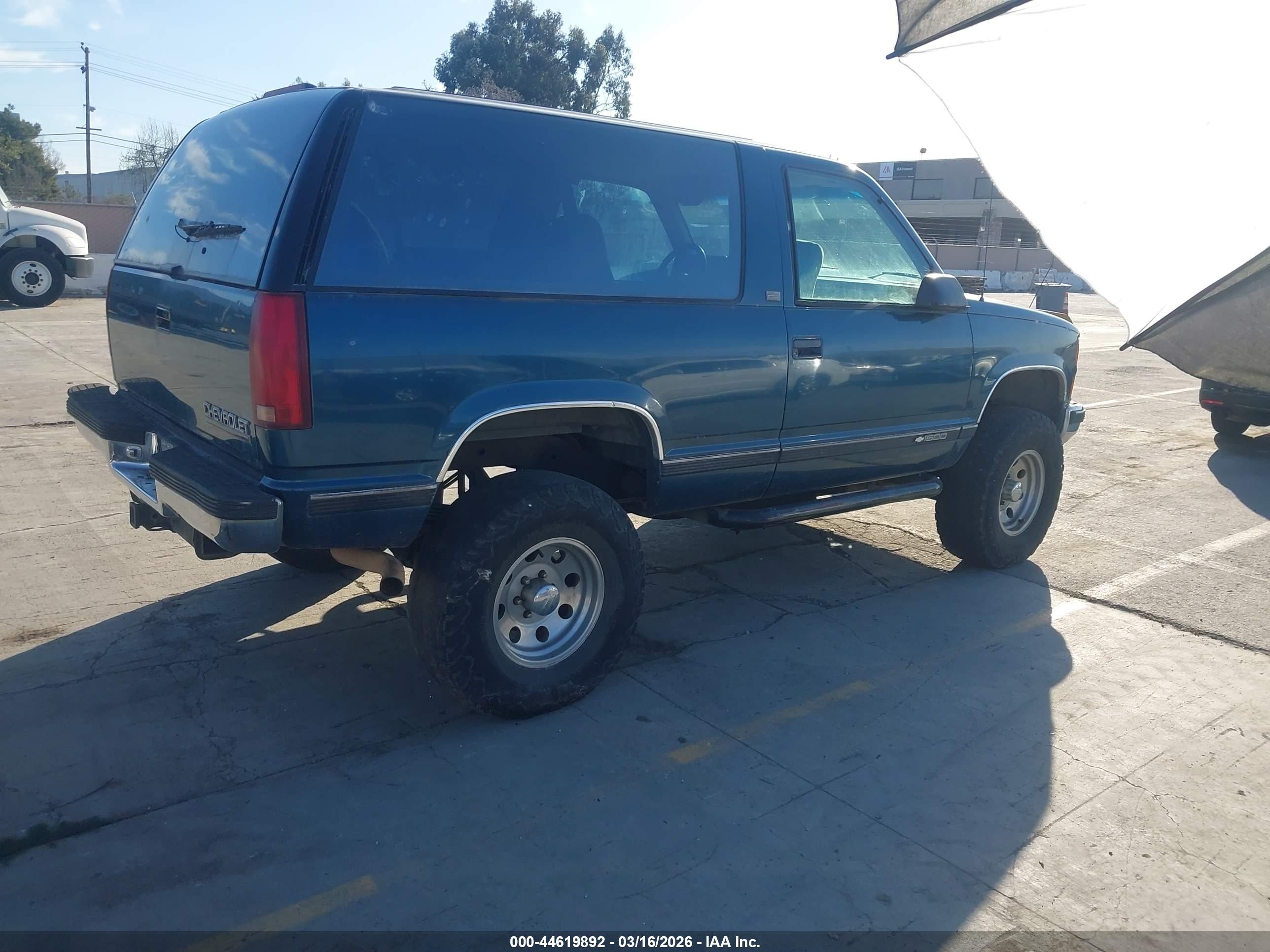 1994 Chevrolet Blazer K1500 Green vin: 1GNEK18K7RJ339901