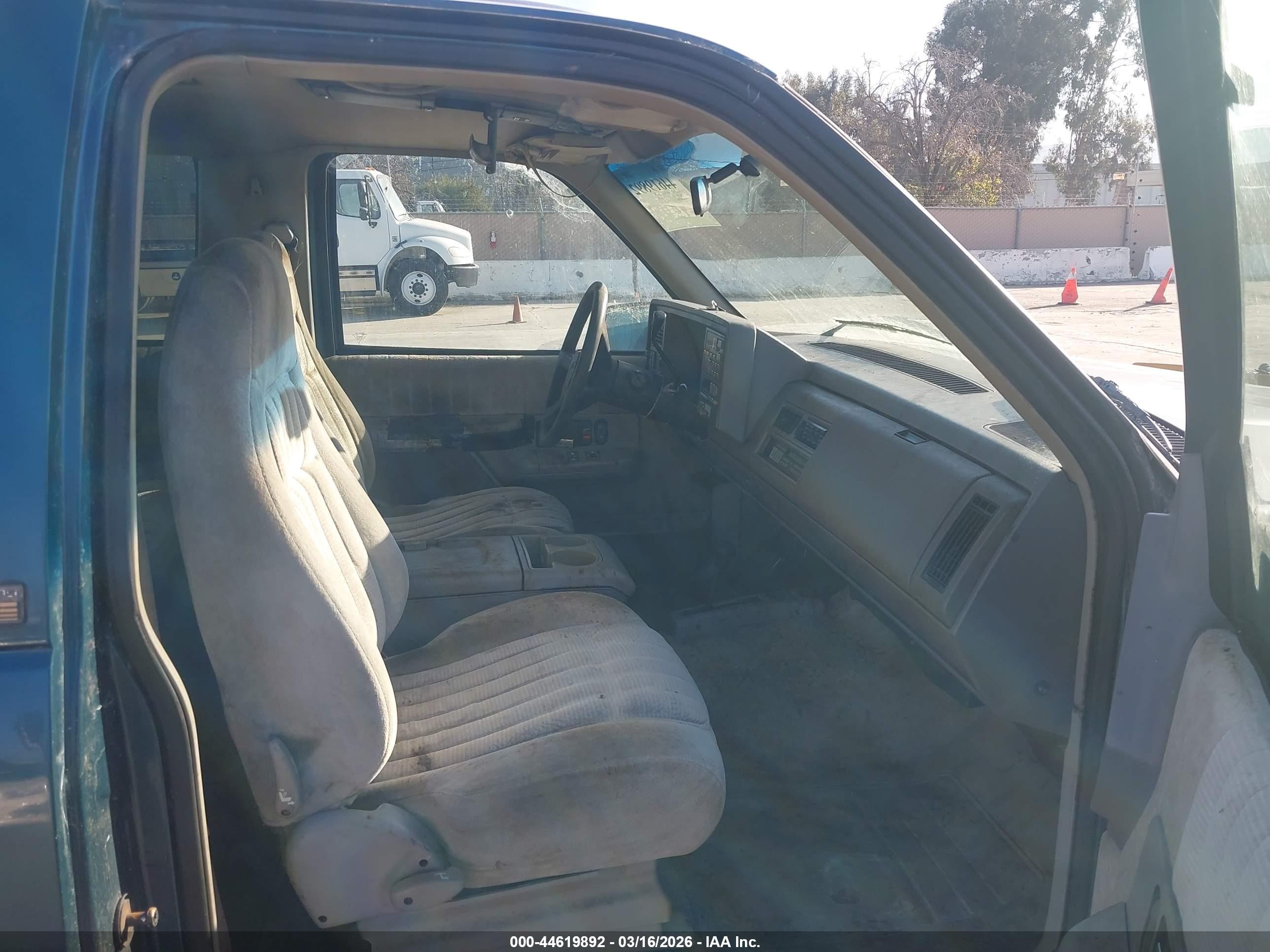 1994 Chevrolet Blazer K1500 Green vin: 1GNEK18K7RJ339901