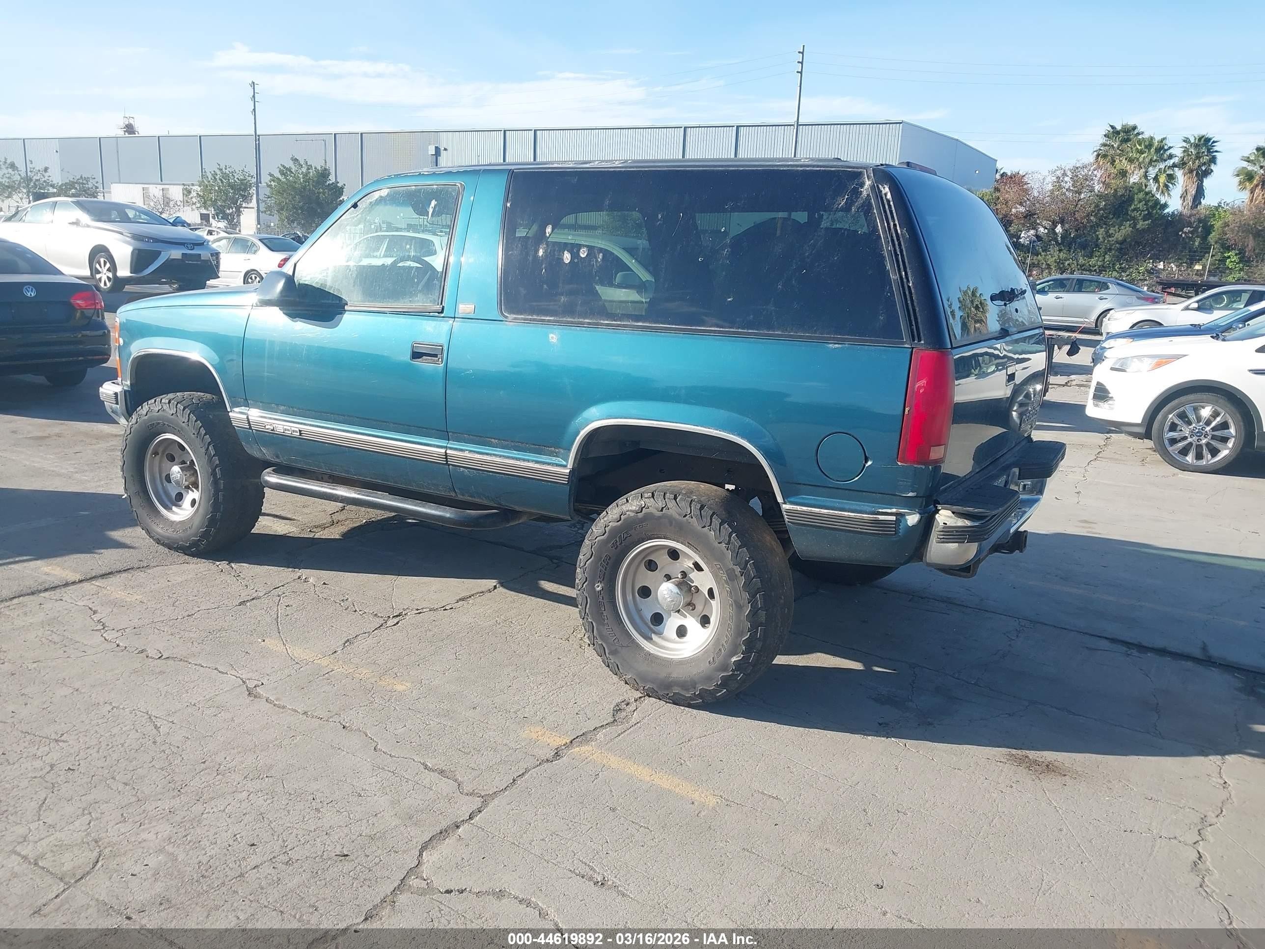 1994 Chevrolet Blazer K1500 Green vin: 1GNEK18K7RJ339901