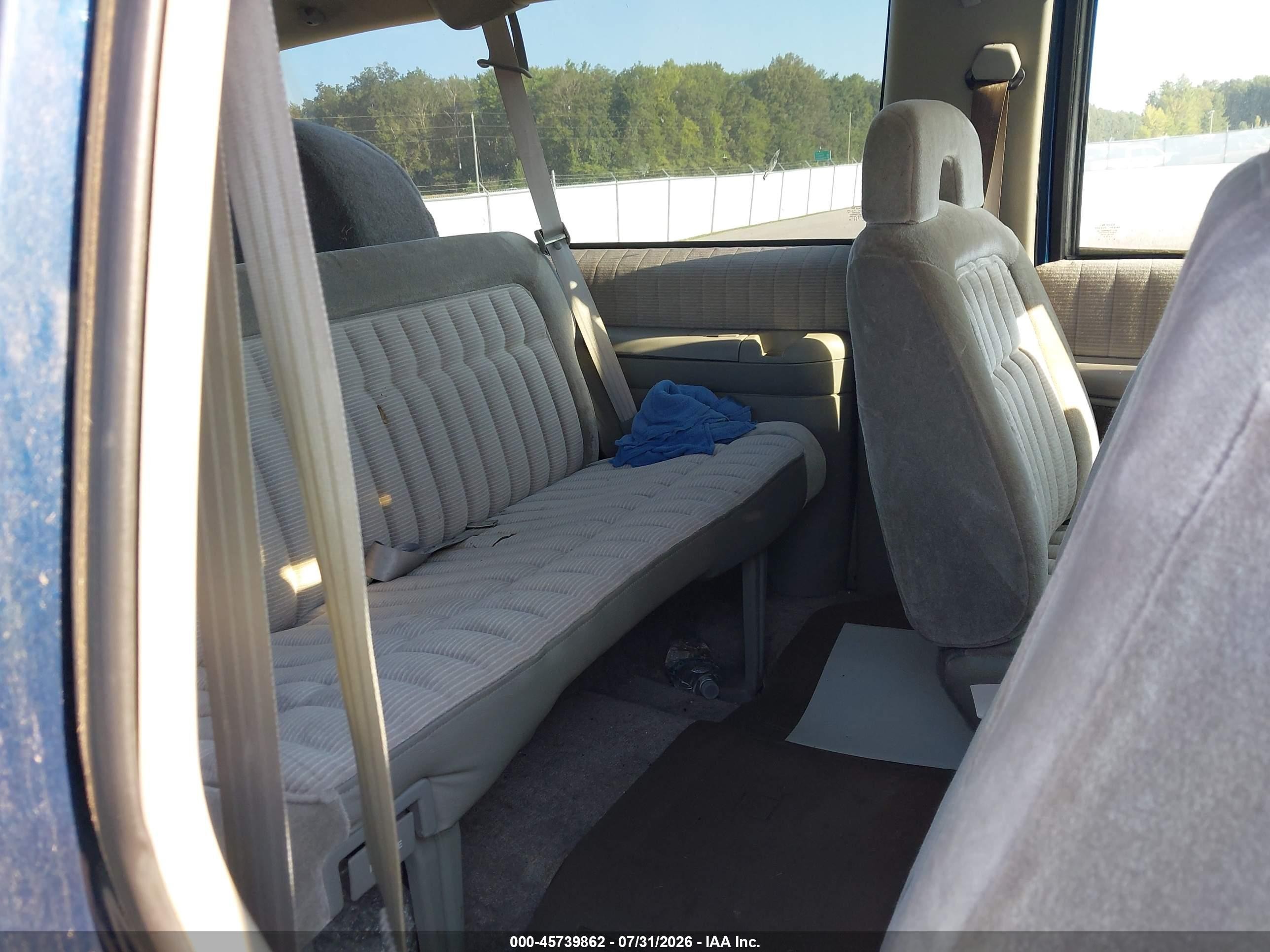 1994 Chevrolet Blazer K1500 Blue vin: 1GNEK18K8RJ337705