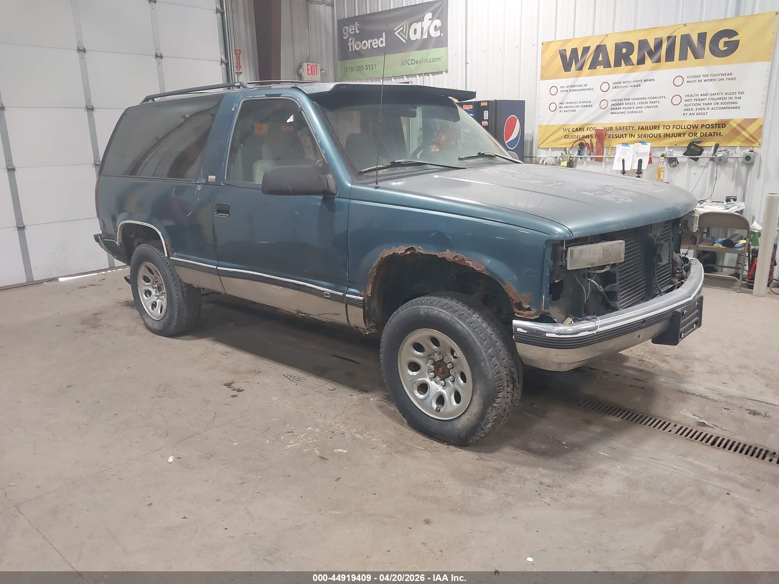 1GNEK18K9PJ326435