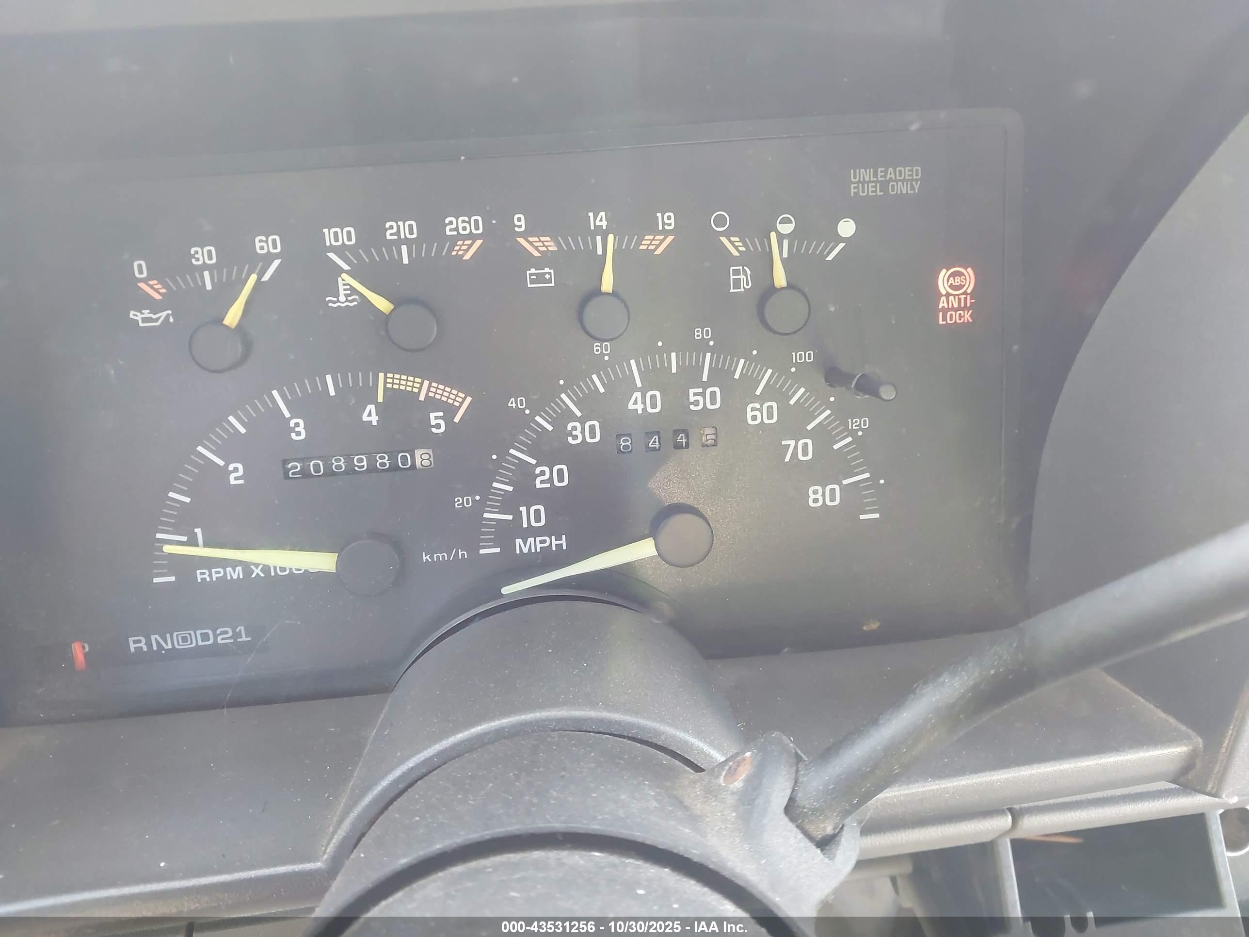 1992 Chevrolet Blazer K1500 White vin: 1GNEK18KXNJ324089
