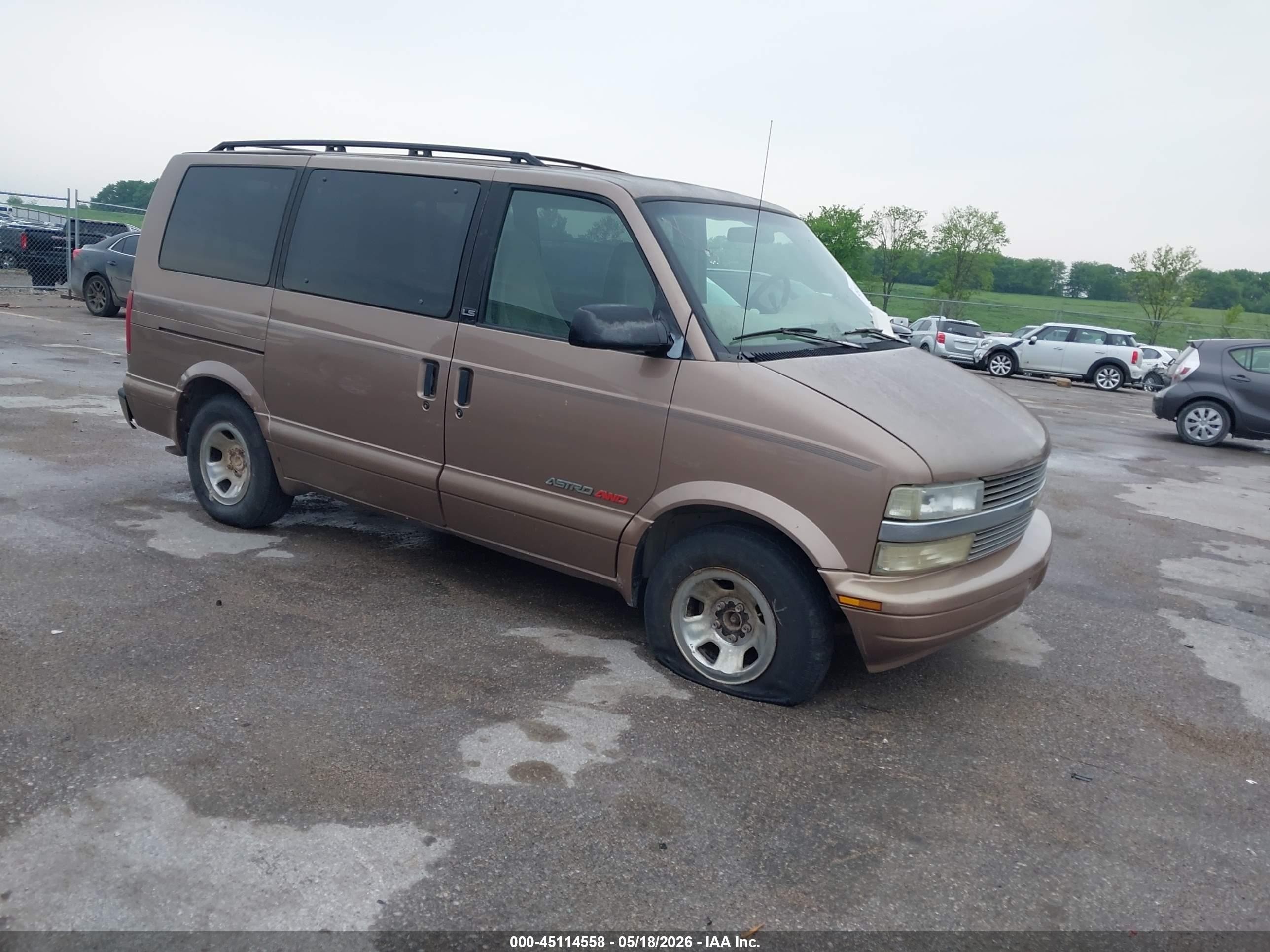 2001 Chevrolet Astro Ls Brown vin: 1GNEL19W61B133370