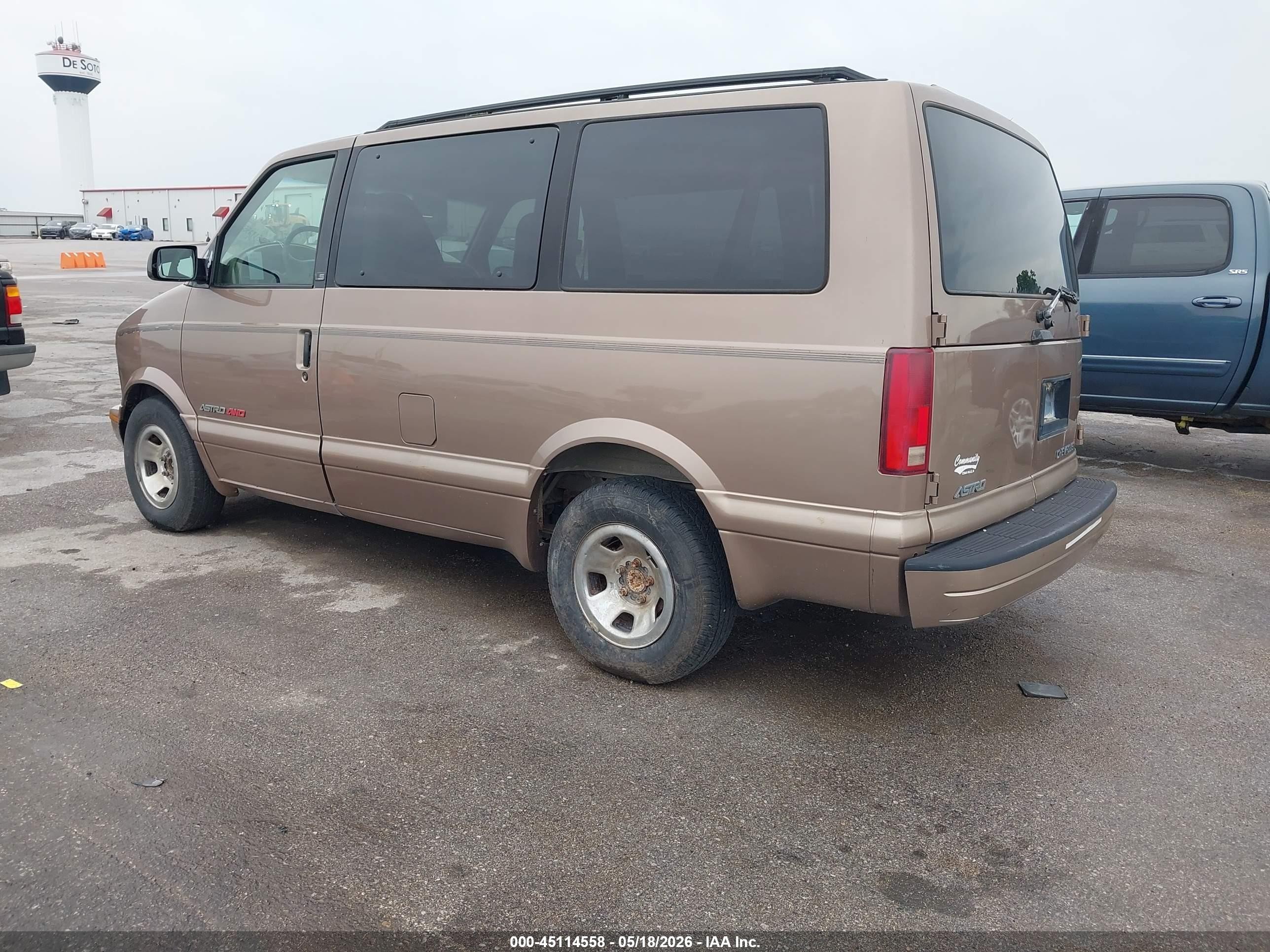 2001 Chevrolet Astro Ls Brown vin: 1GNEL19W61B133370