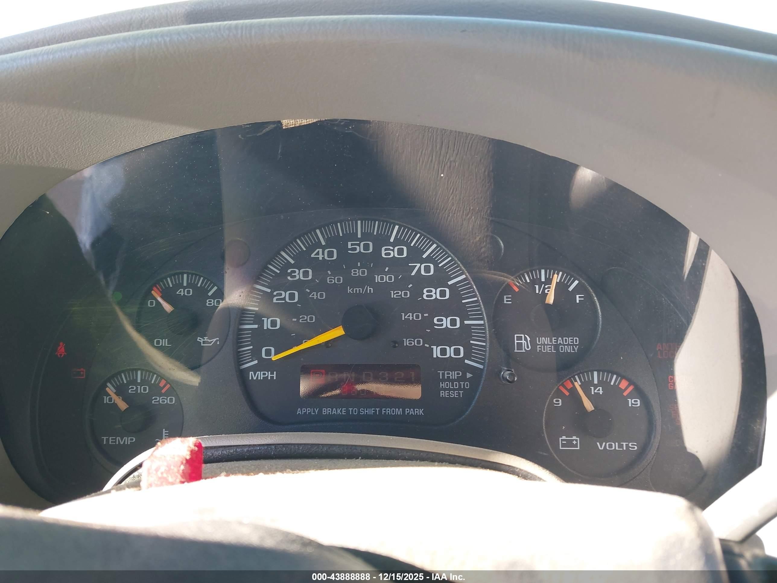 1997 Chevrolet Astro   White vin: 1GNEL19W8VB213923
