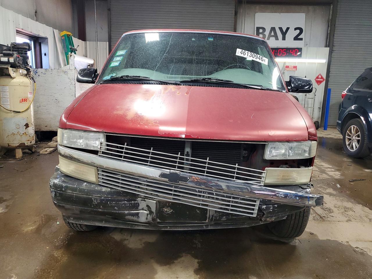 1999 Chev Astro Red vin: 1GNEL19W8XB173409