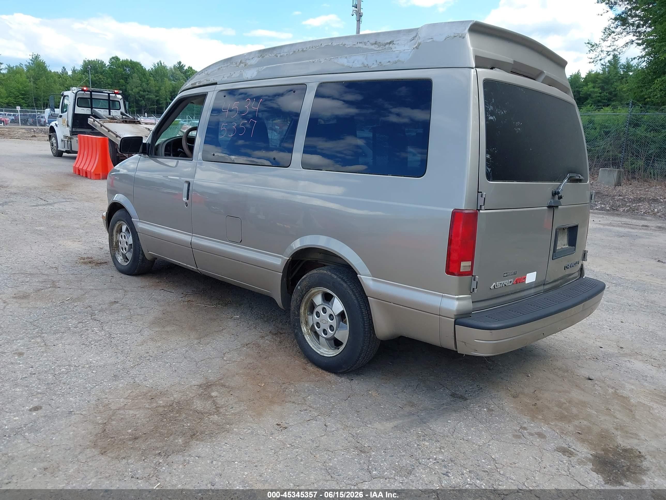 2003 Chevrolet Astro Ls Tan vin: 1GNEL19X03B143680