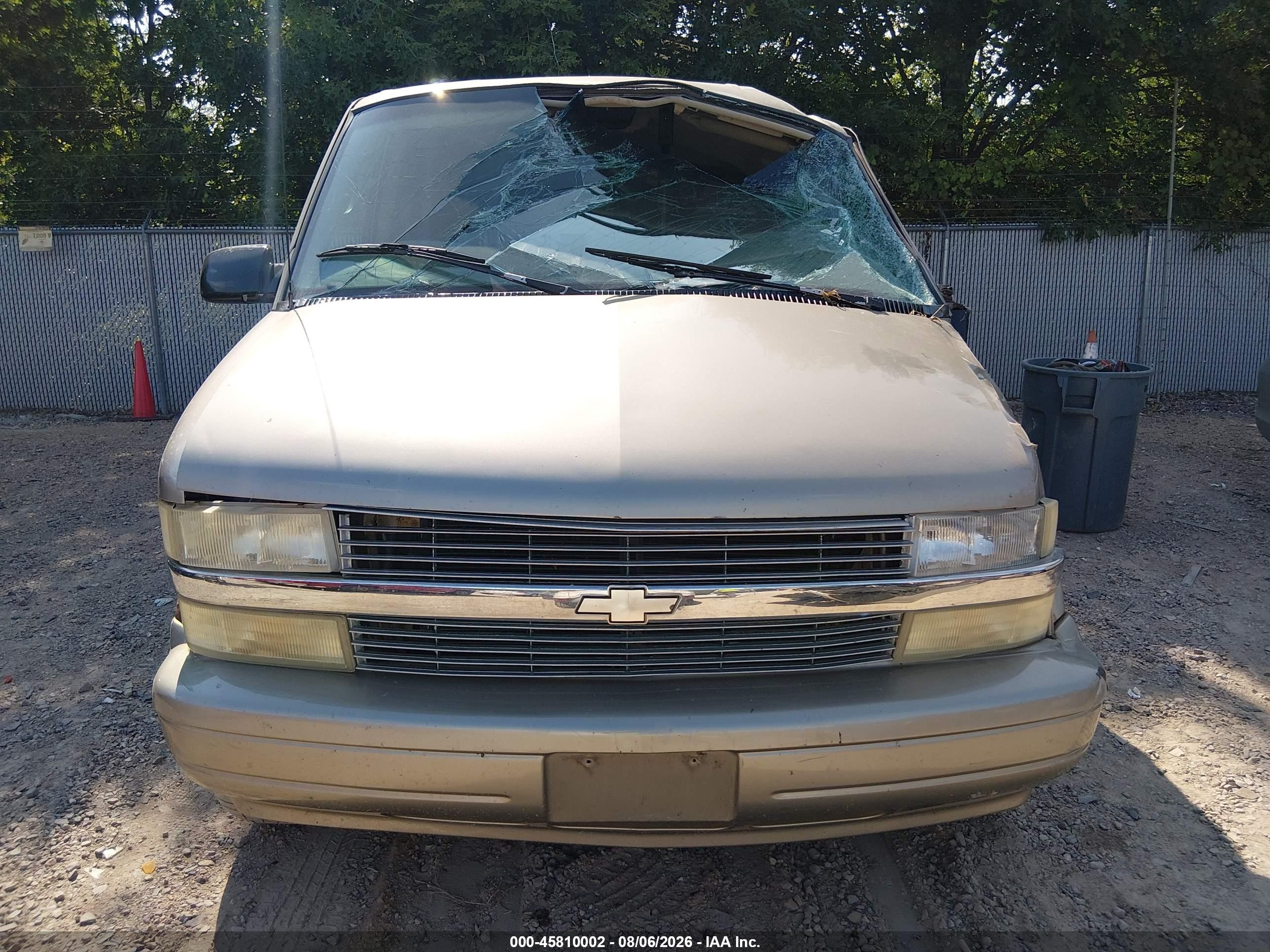 2004 Chevrolet Astro Passenger   Beige vin: 1GNEL19X54B114919