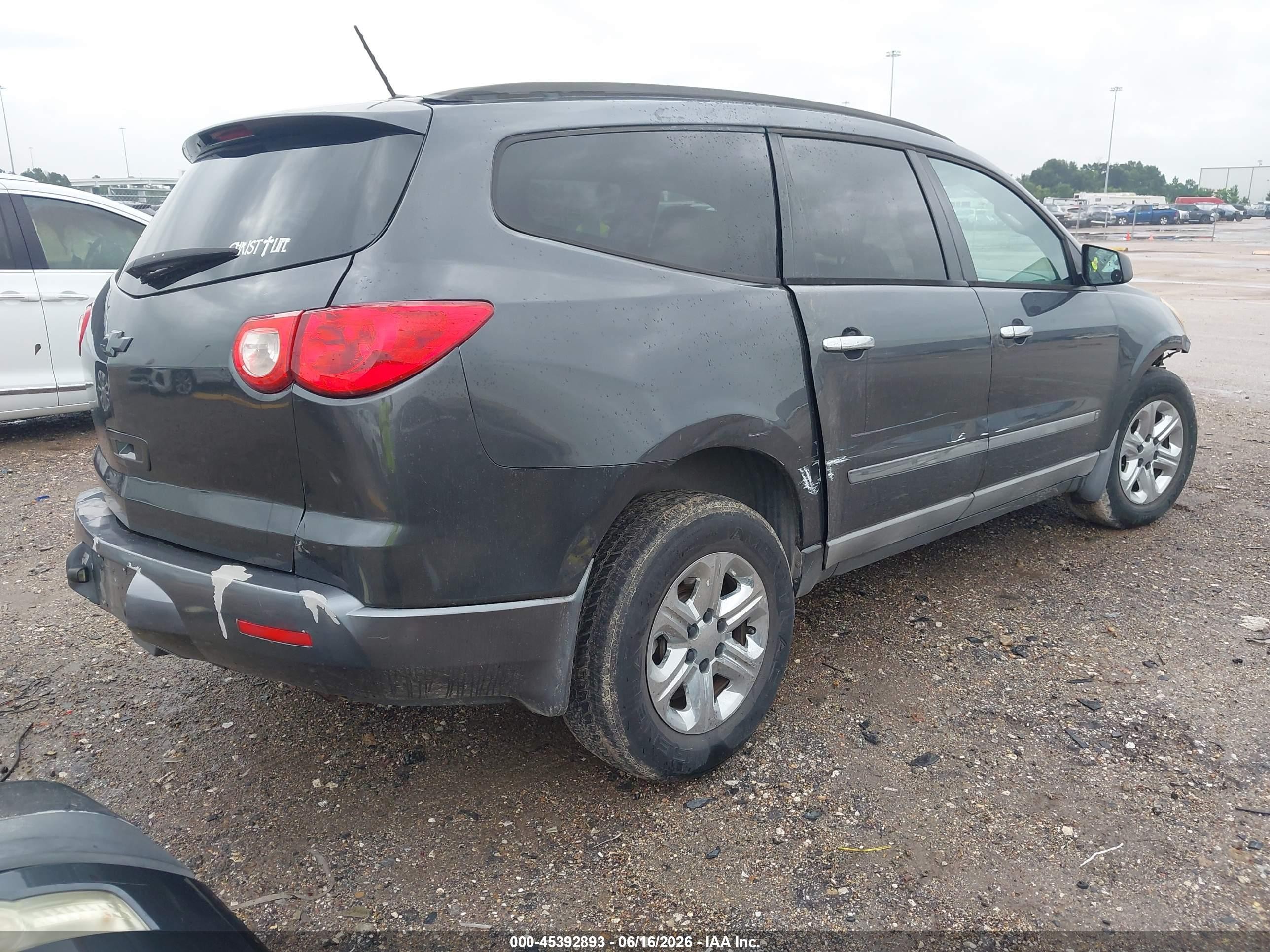 2009 Chevrolet Traverse Ls Gray vin: 1GNER13D69S170243