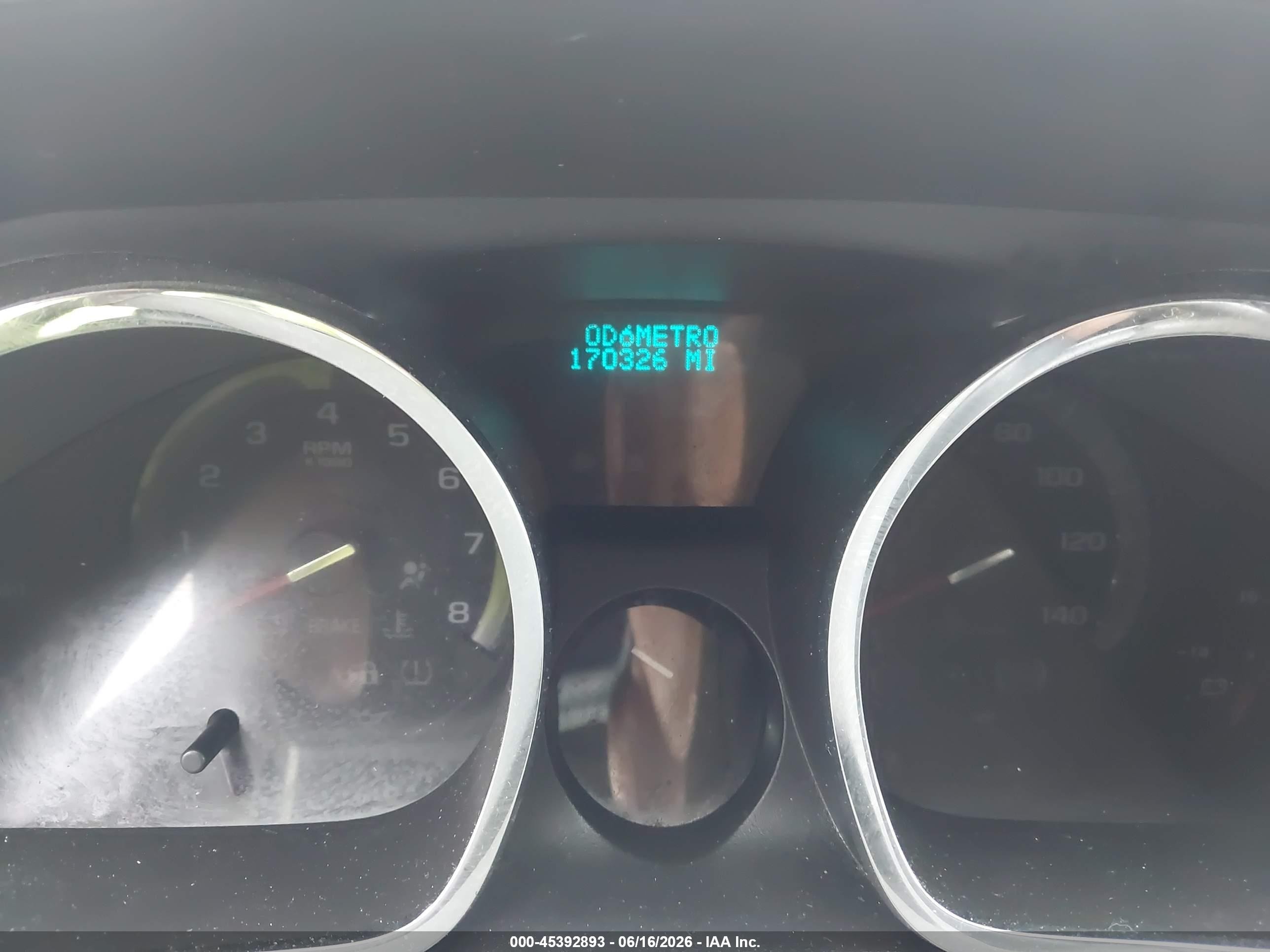 2009 Chevrolet Traverse Ls Gray vin: 1GNER13D69S170243