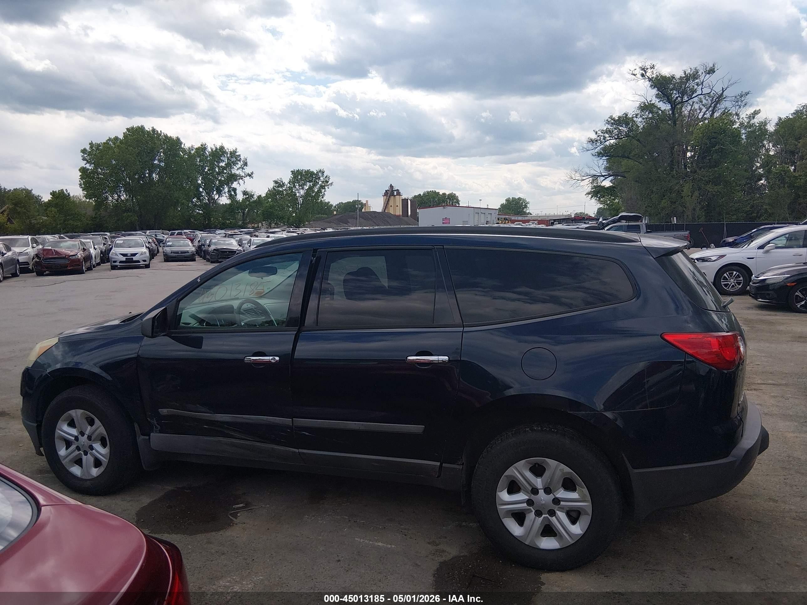 2009 Chevrolet Traverse Ls Navy vin: 1GNER13D89S173600