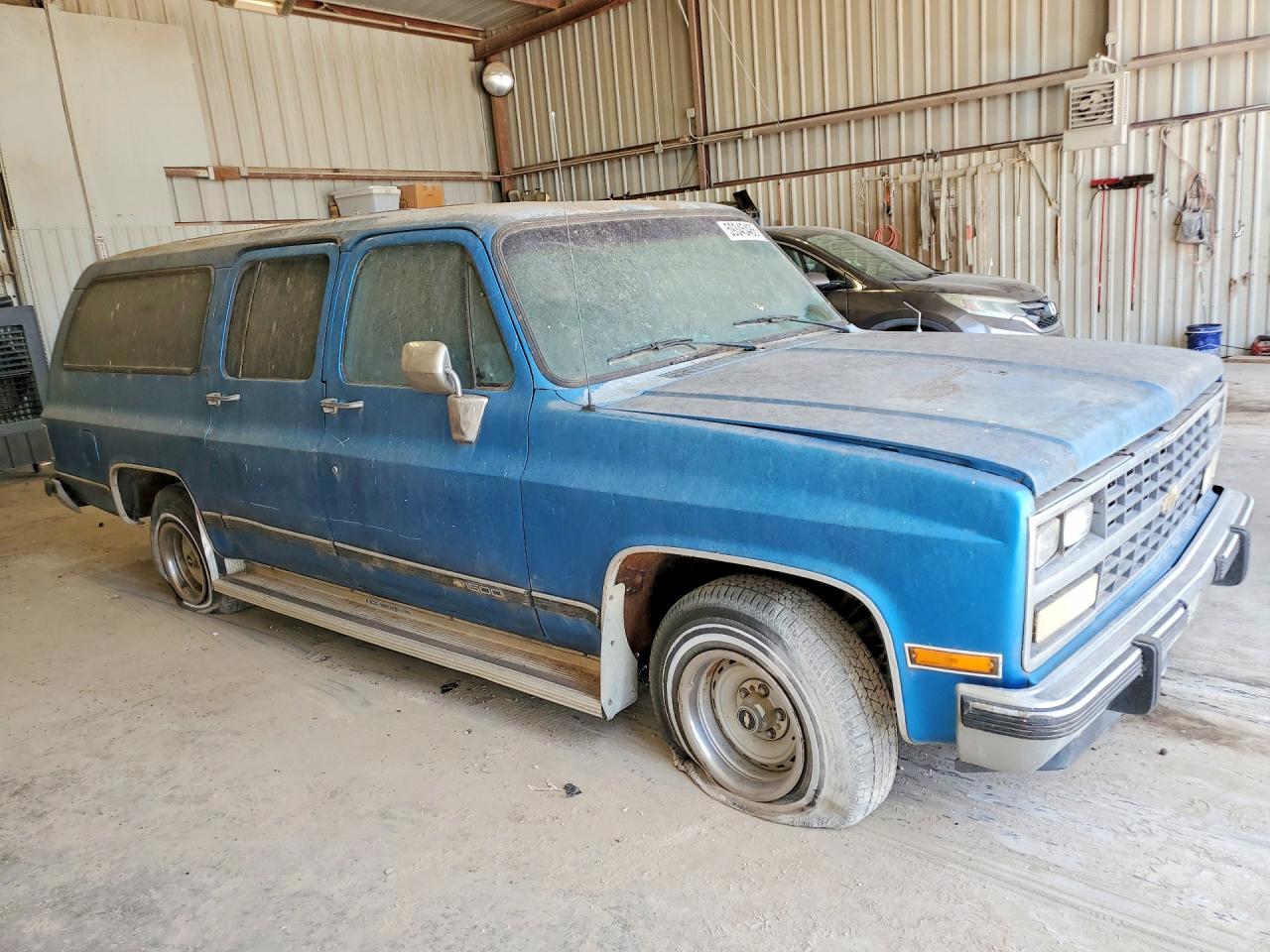 1991 Chevrolet Suburban R1500 Blue vin: 1GNER16KXMF151609