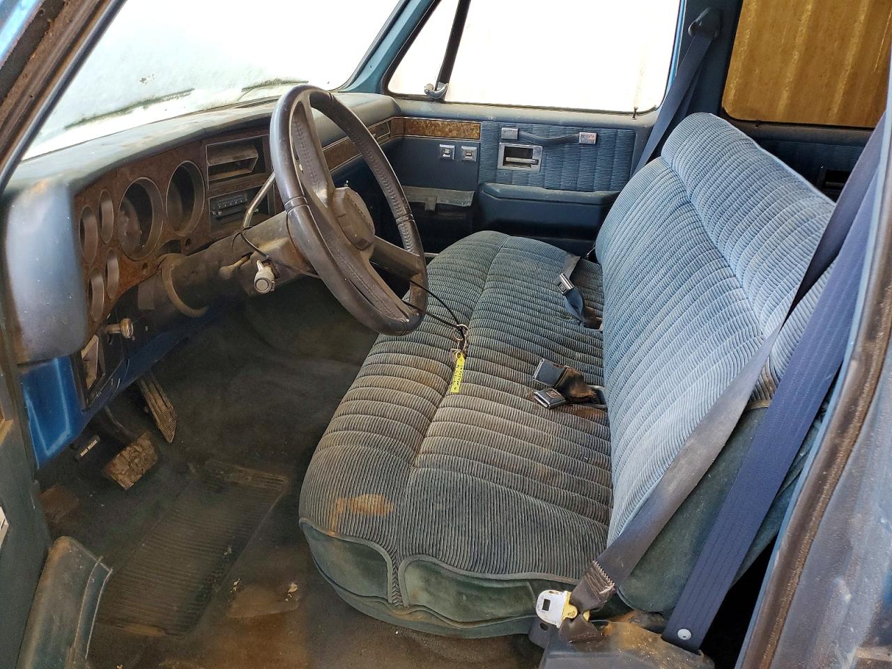 1991 Chevrolet Suburban R1500 Blue vin: 1GNER16KXMF151609