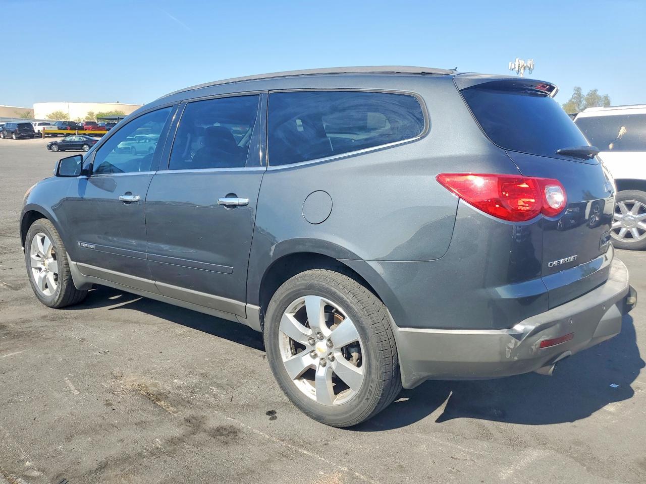 2009 Chevrolet Traverse Lt Gray vin: 1GNER23D29S102995