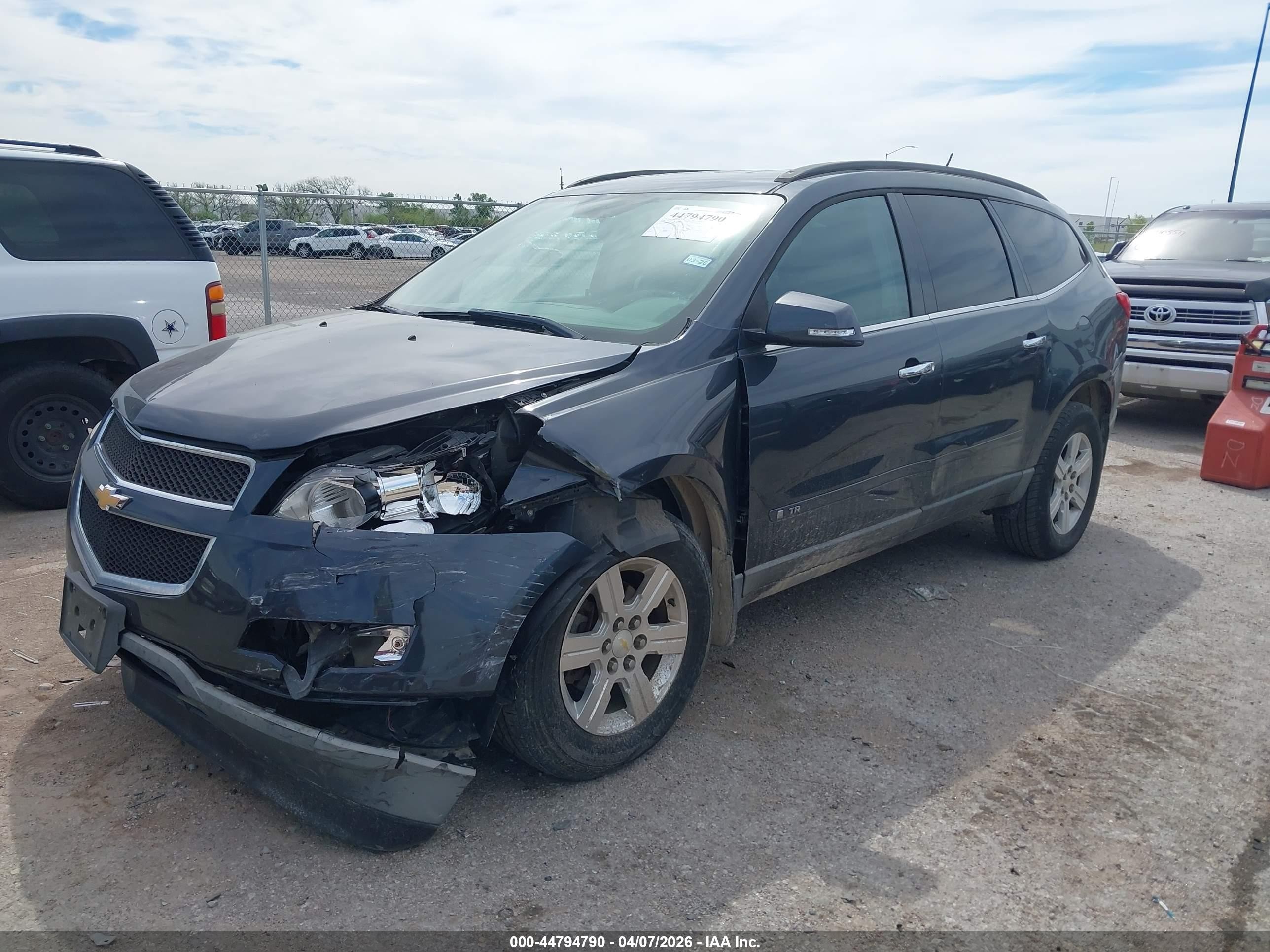 2009 Chevrolet Traverse Lt Gray vin: 1GNER23D59S115689