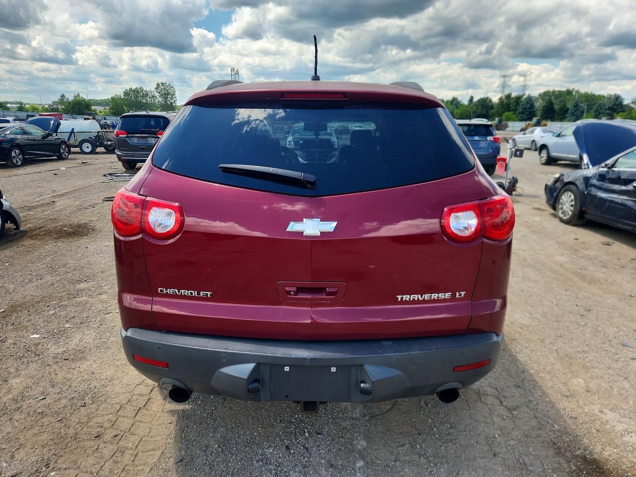 2009 Chevrolet Traverse Lt Red vin: 1GNER23D69S178932