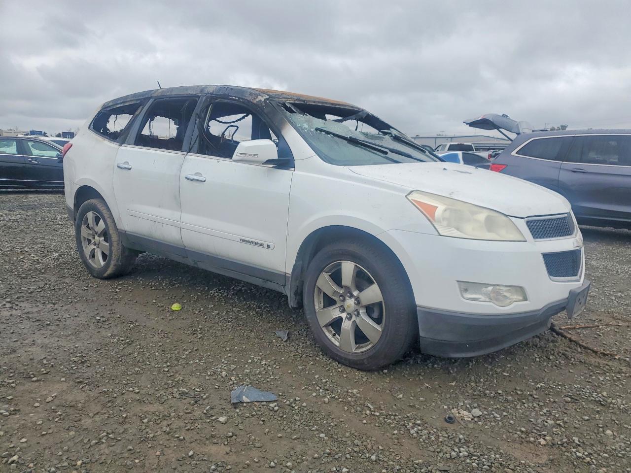 2009 Chev Traverse Lt White vin: 1GNER23D99S109491