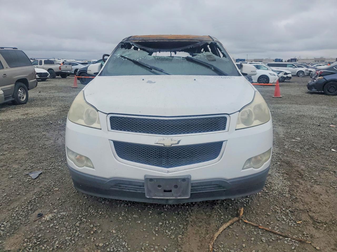 2009 Chev Traverse Lt White vin: 1GNER23D99S109491