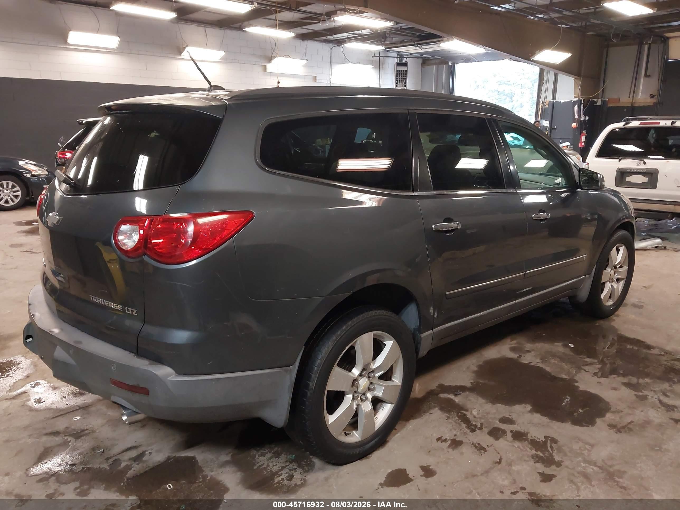 2009 Chevrolet Traverse Ltz Gray vin: 1GNER33D29S128311