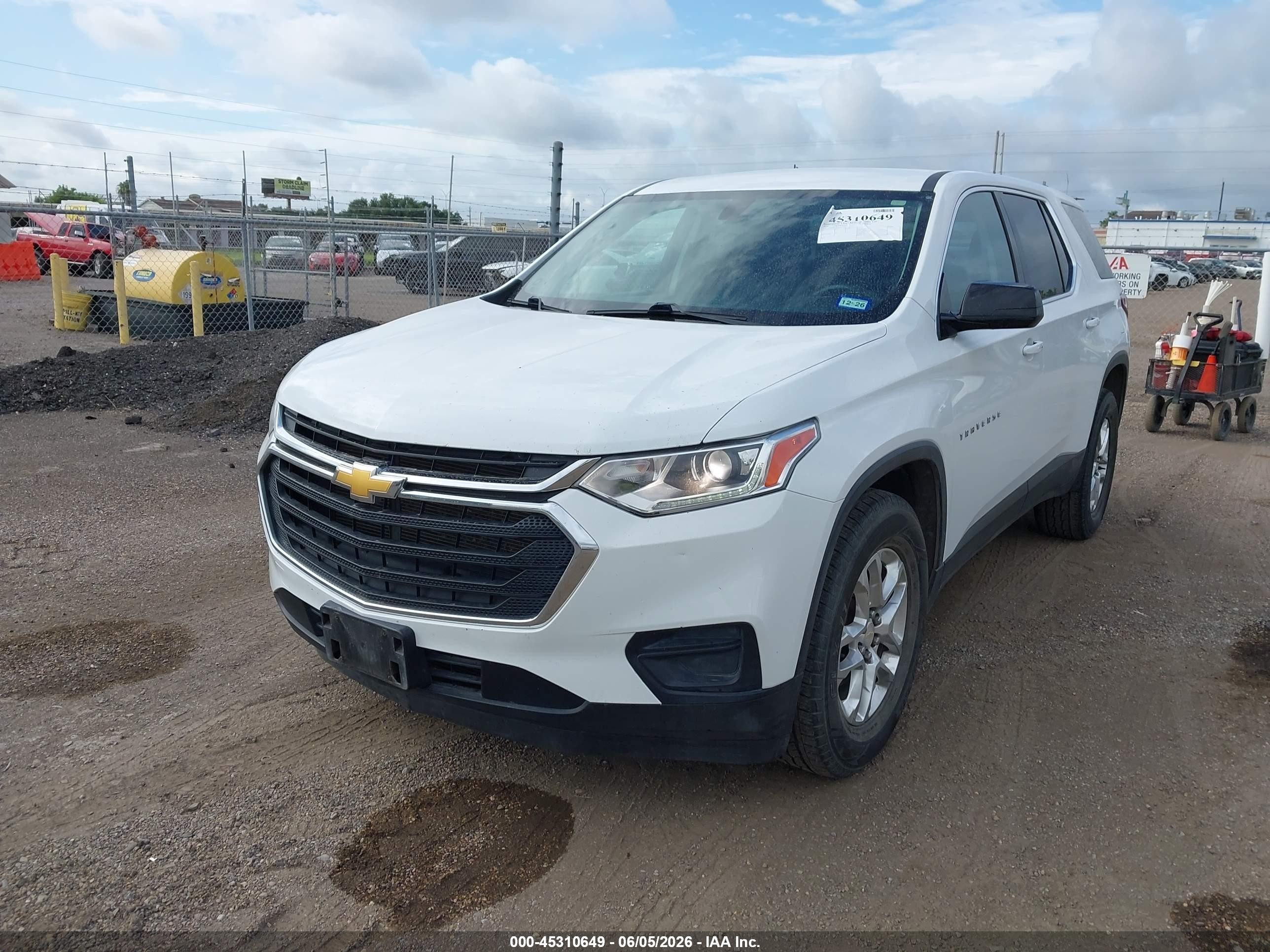 2020 Chevrolet Traverse Fwd Ls White vin: 1GNERFKW2LJ179003
