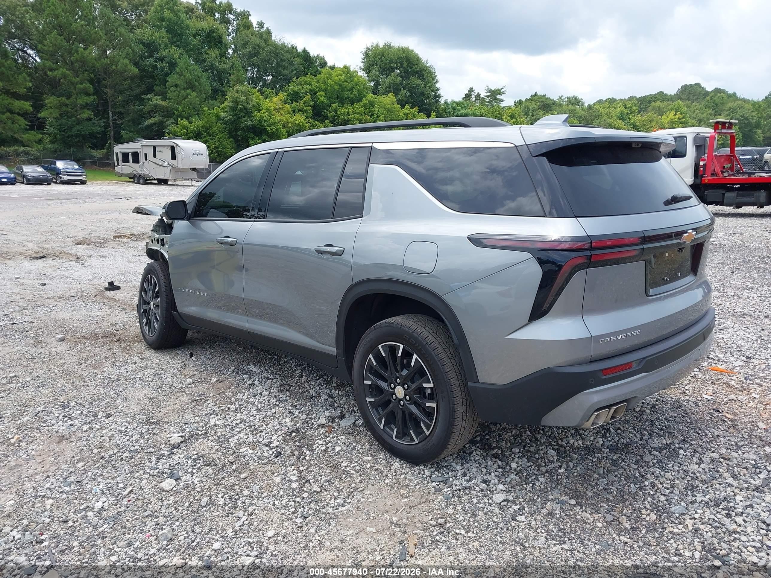 2026 Chevrolet Traverse Fwd Lt Gray vin: 1GNERGKS1TJ146352