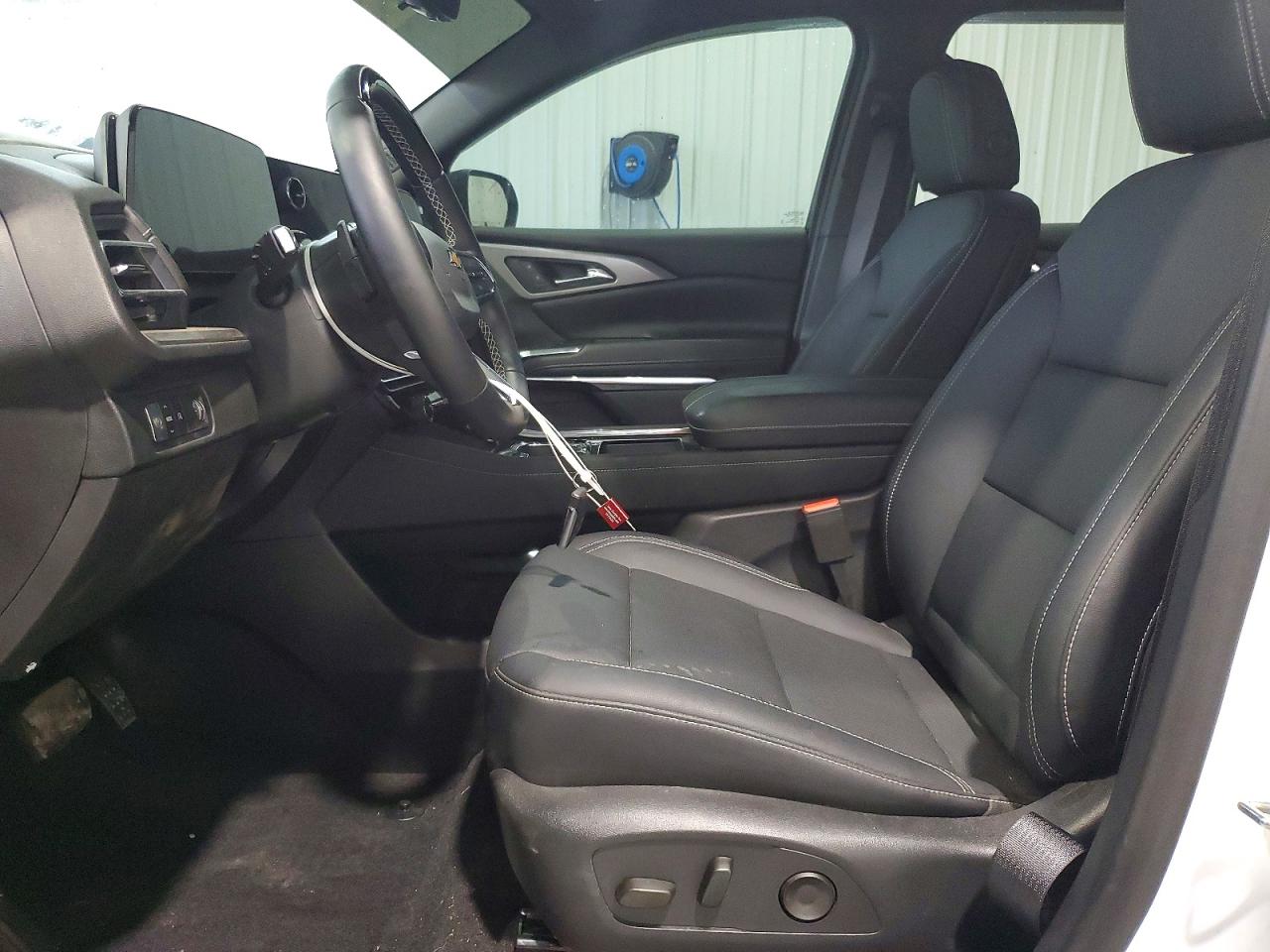 2026 Chevrolet Traverse Lt White vin: 1GNERGKS3TJ219544