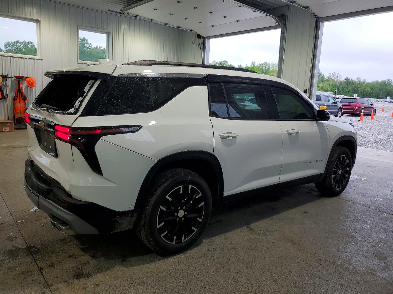2026 Chevrolet Traverse Lt White vin: 1GNERGKS3TJ219544