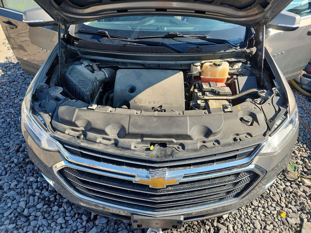 2018 Chevrolet Traverse Lt Gold vin: 1GNERGKW2JJ108161