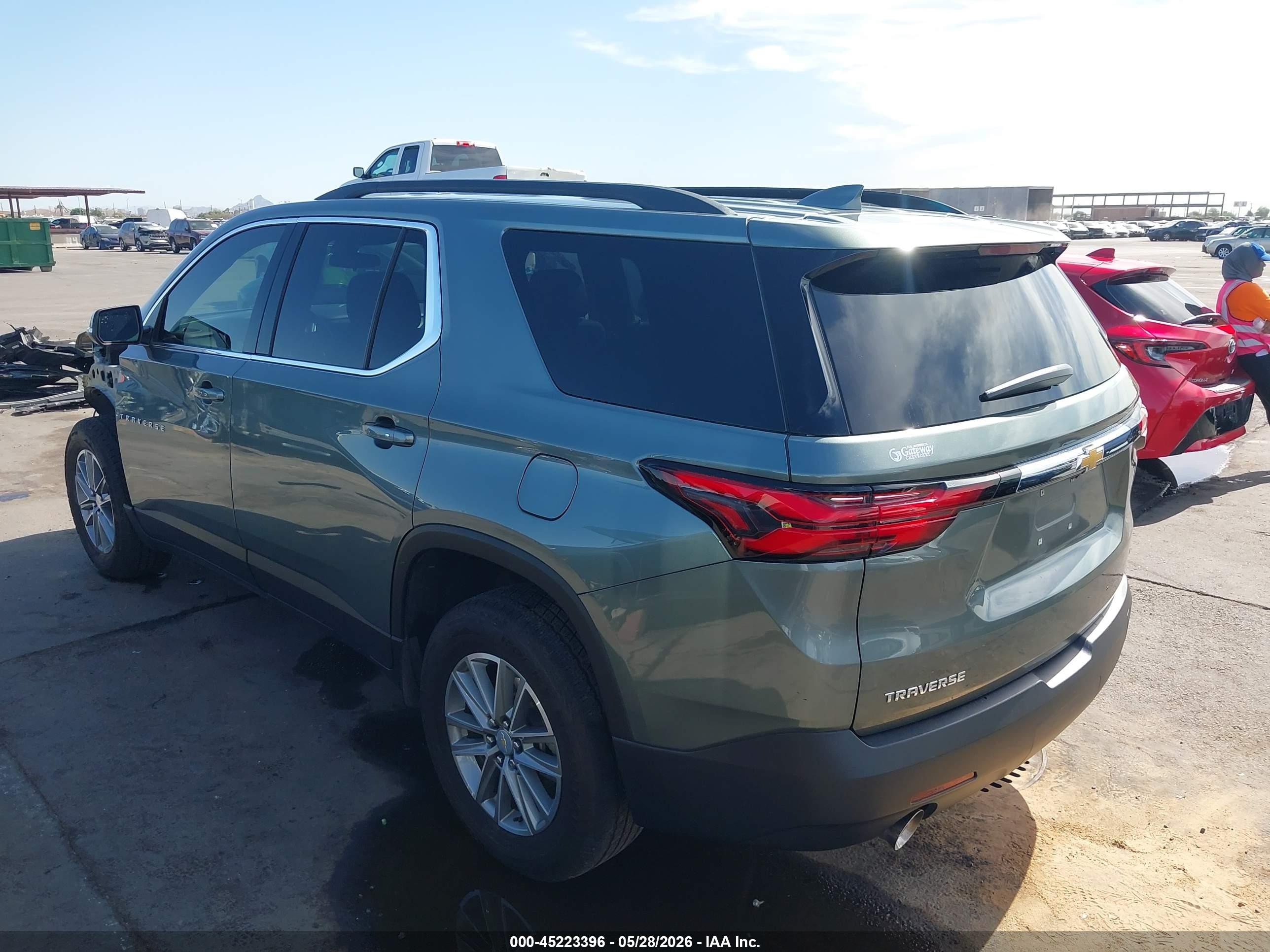 2023 Chevrolet Traverse Fwd Lt Cloth Green vin: 1GNERGKW2PJ221407
