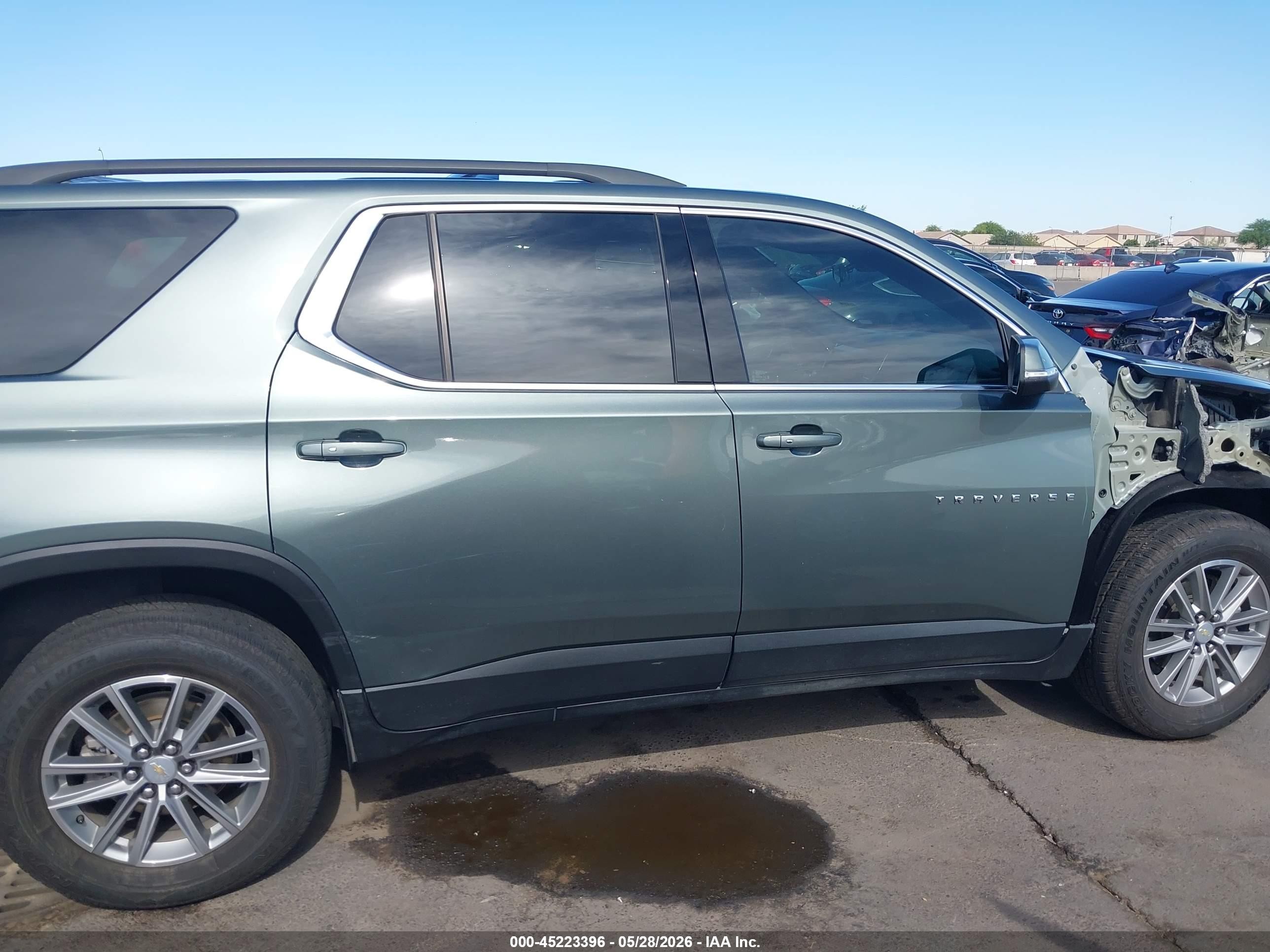 2023 Chevrolet Traverse Fwd Lt Cloth Green vin: 1GNERGKW2PJ221407