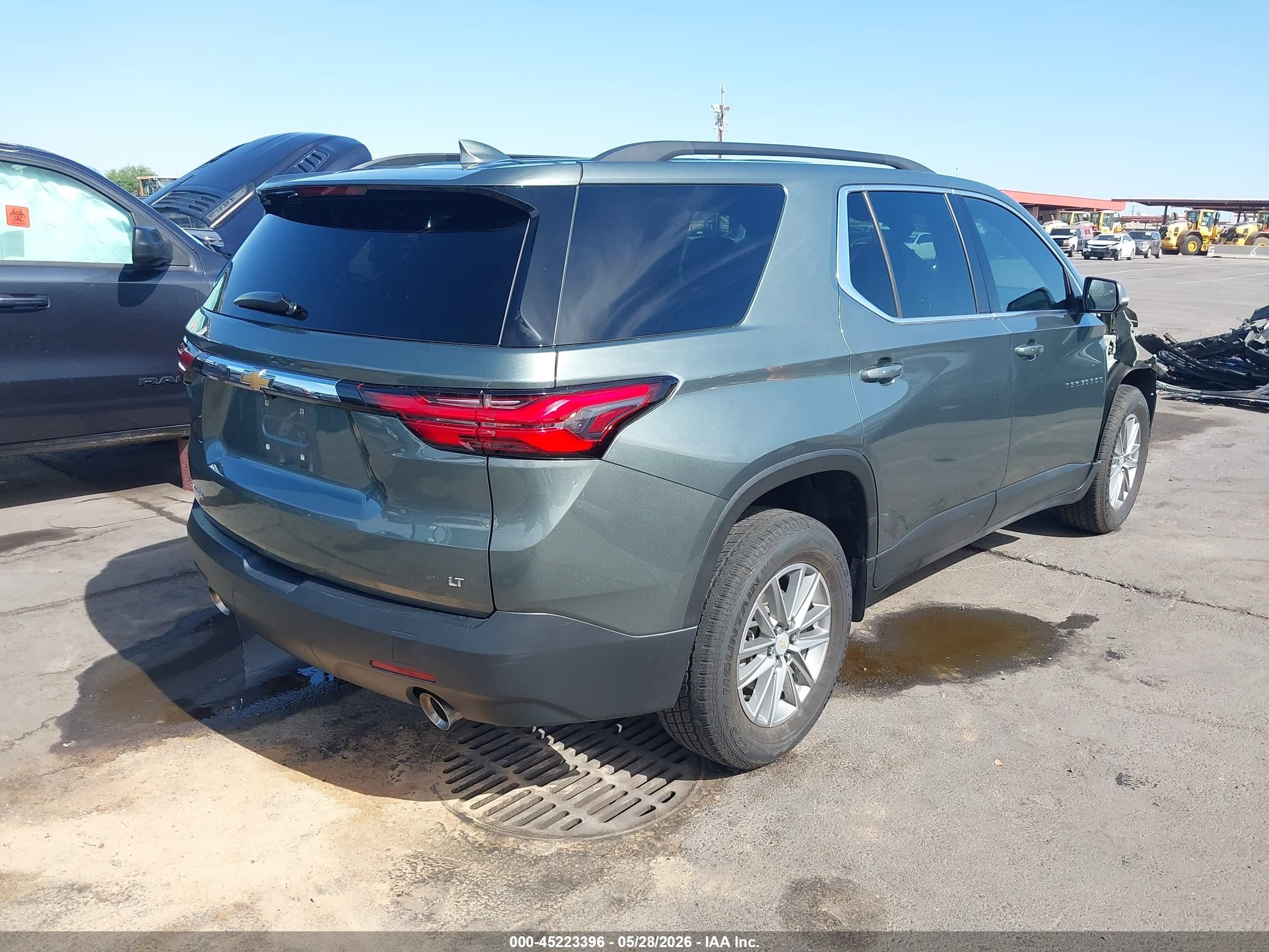 2023 Chevrolet Traverse Fwd Lt Cloth Green vin: 1GNERGKW2PJ221407