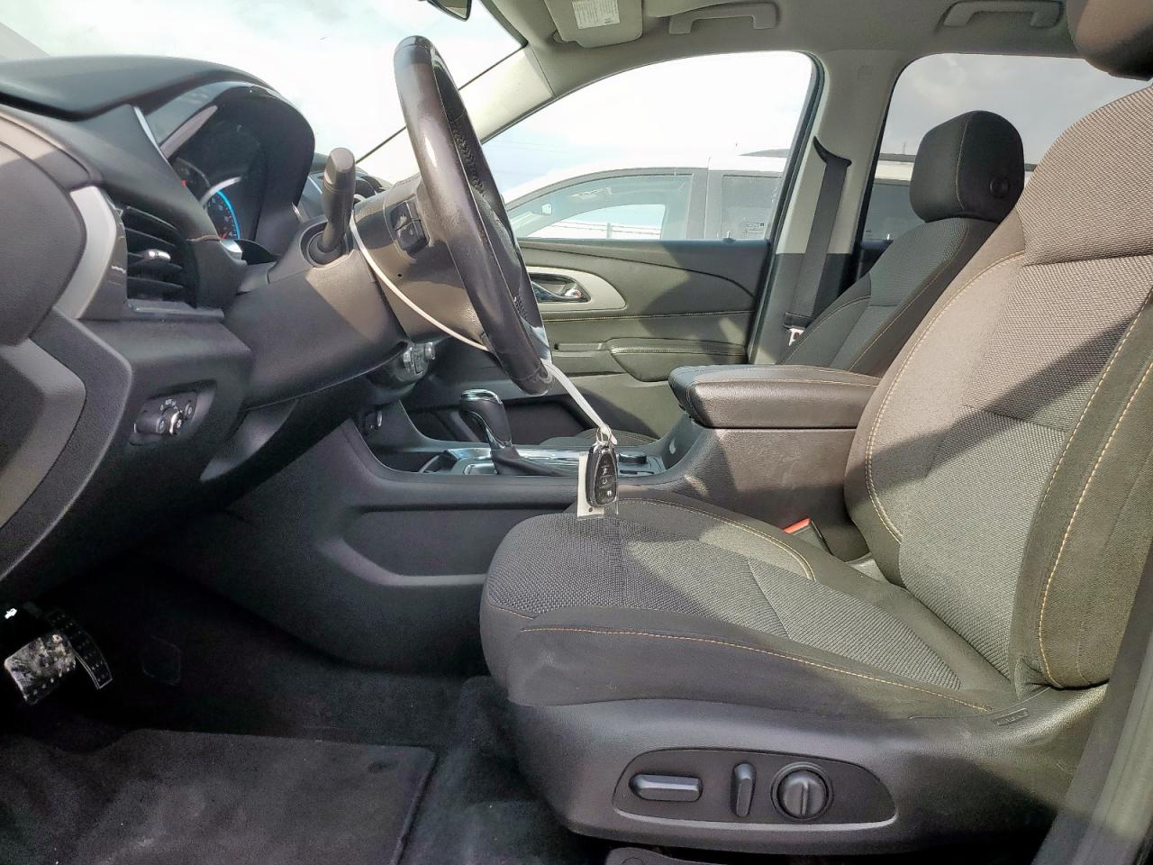 2018 Chevrolet Traverse Lt Black vin: 1GNERGKW4JJ175330