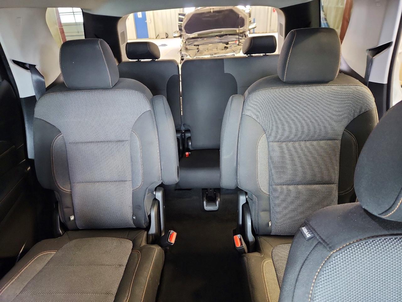 2019 Chevrolet Traverse Lt Silver vin: 1GNERGKW4KJ109362