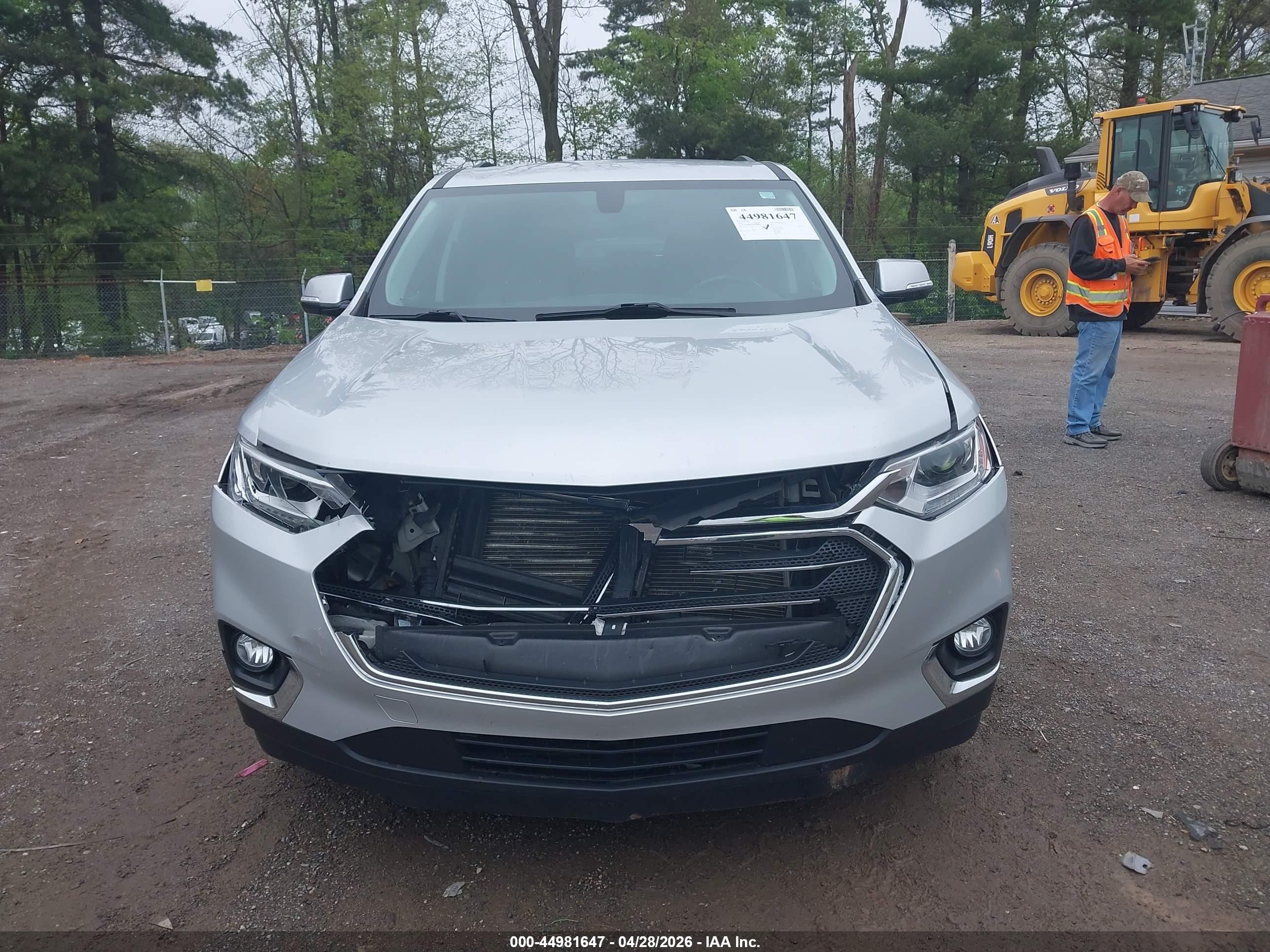 2019 Chevrolet Traverse 1lt Silver vin: 1GNERGKW4KJ230814