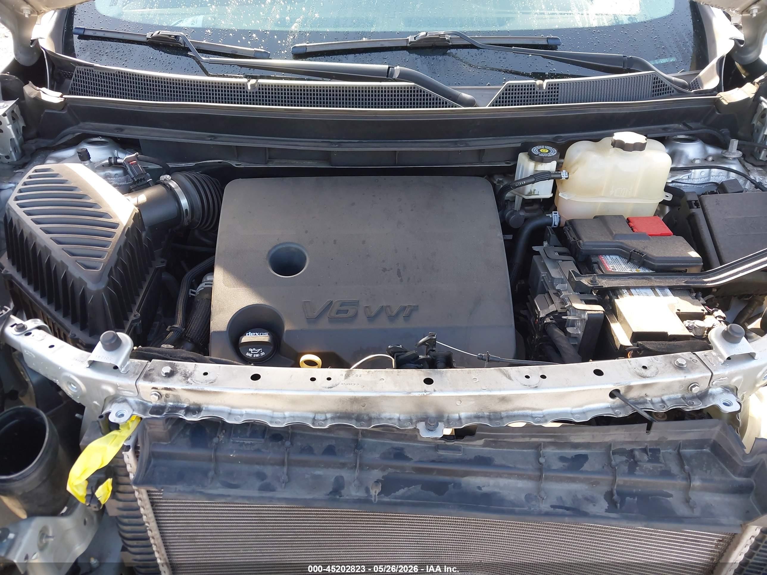 2020 Chevrolet Traverse Fwd Lt Cloth Серебряный vin: 1GNERGKW5LJ306574