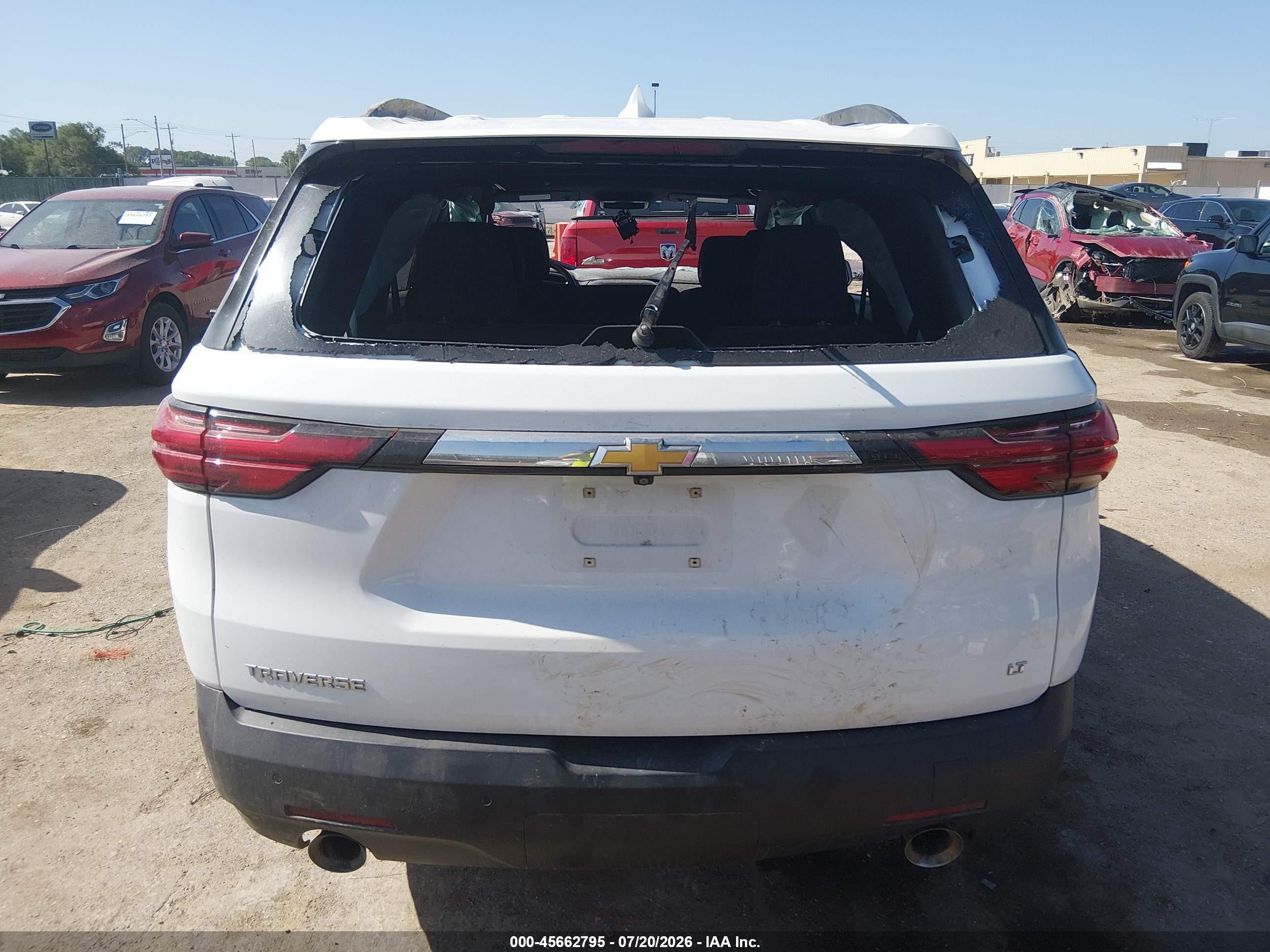 2023 Chevrolet Traverse Fwd Lt Cloth White vin: 1GNERGKW7PJ132318