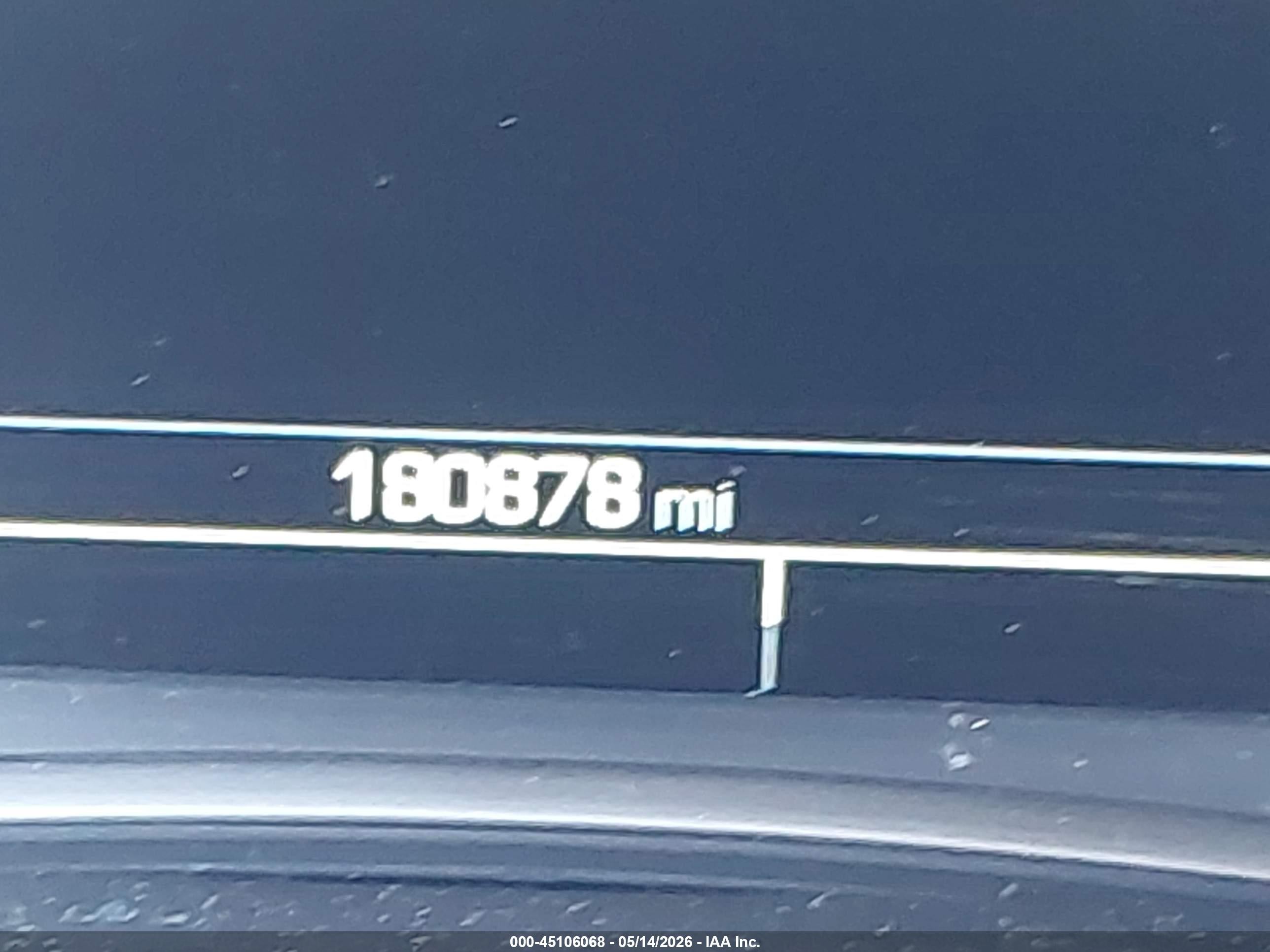 2018 Chevrolet Traverse 1lt Серый vin: 1GNERGKW8JJ241524
