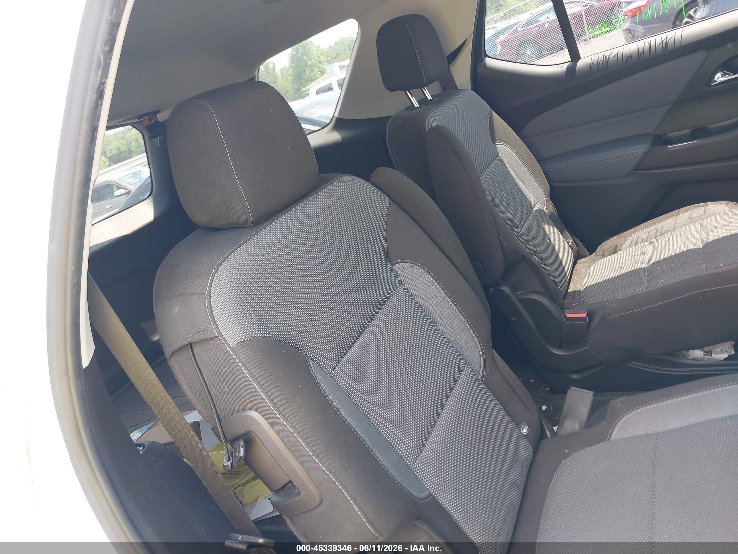 2019 Chevrolet Traverse 1lt White vin: 1GNERGKW8KJ145930