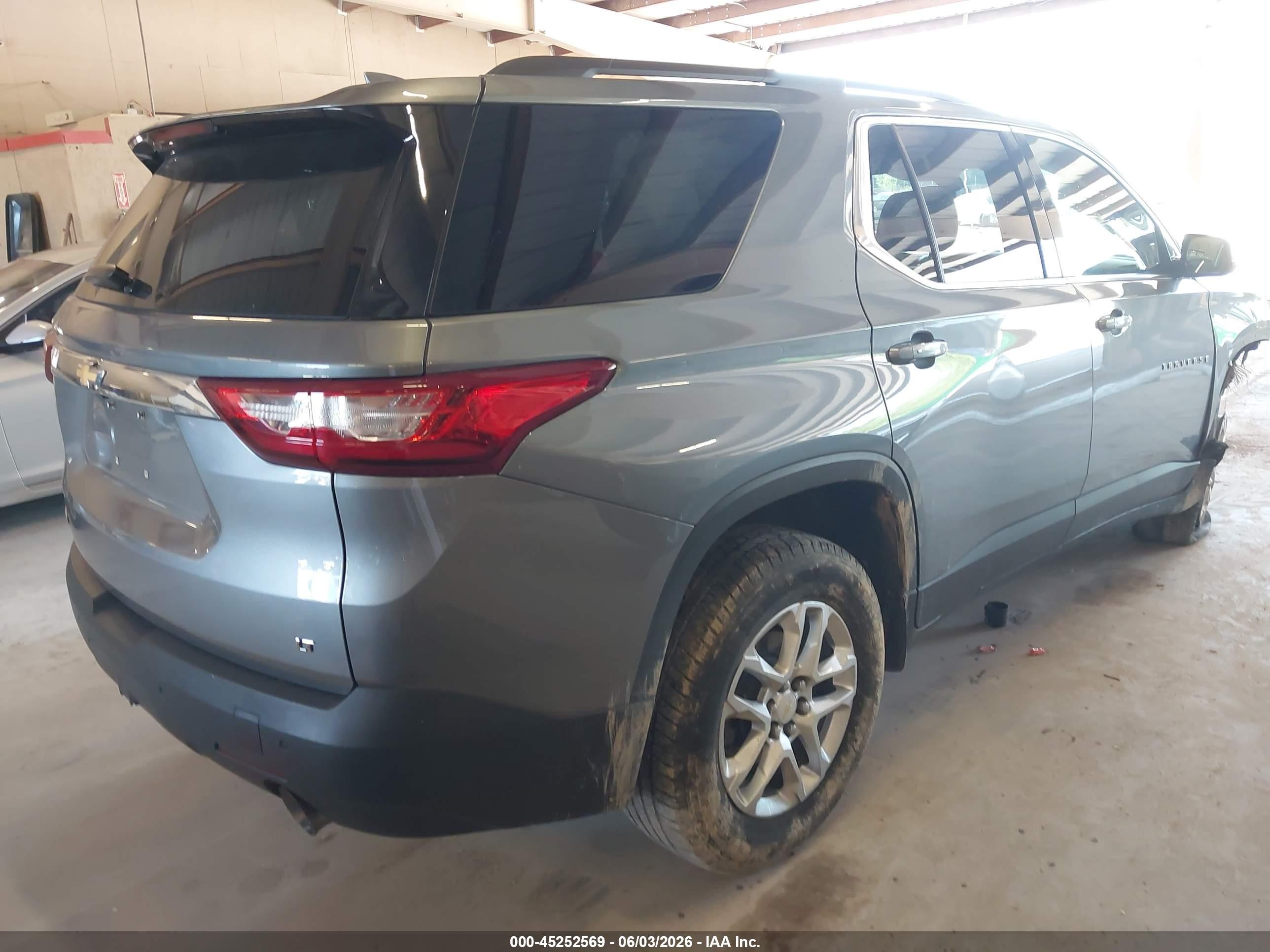 2019 Chevrolet Traverse 1lt Gray vin: 1GNERGKWXKJ154807