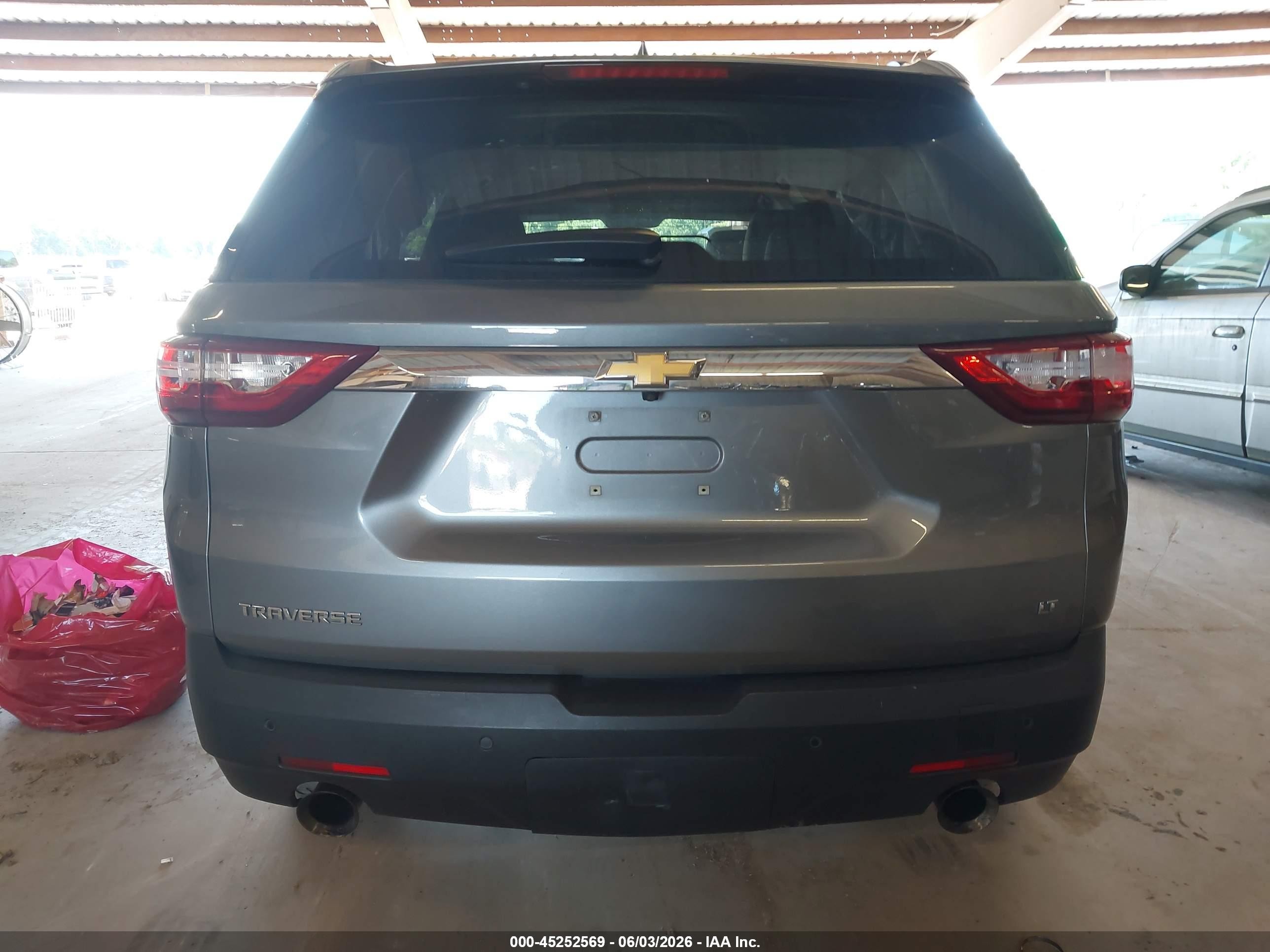 2019 Chevrolet Traverse 1lt Gray vin: 1GNERGKWXKJ154807