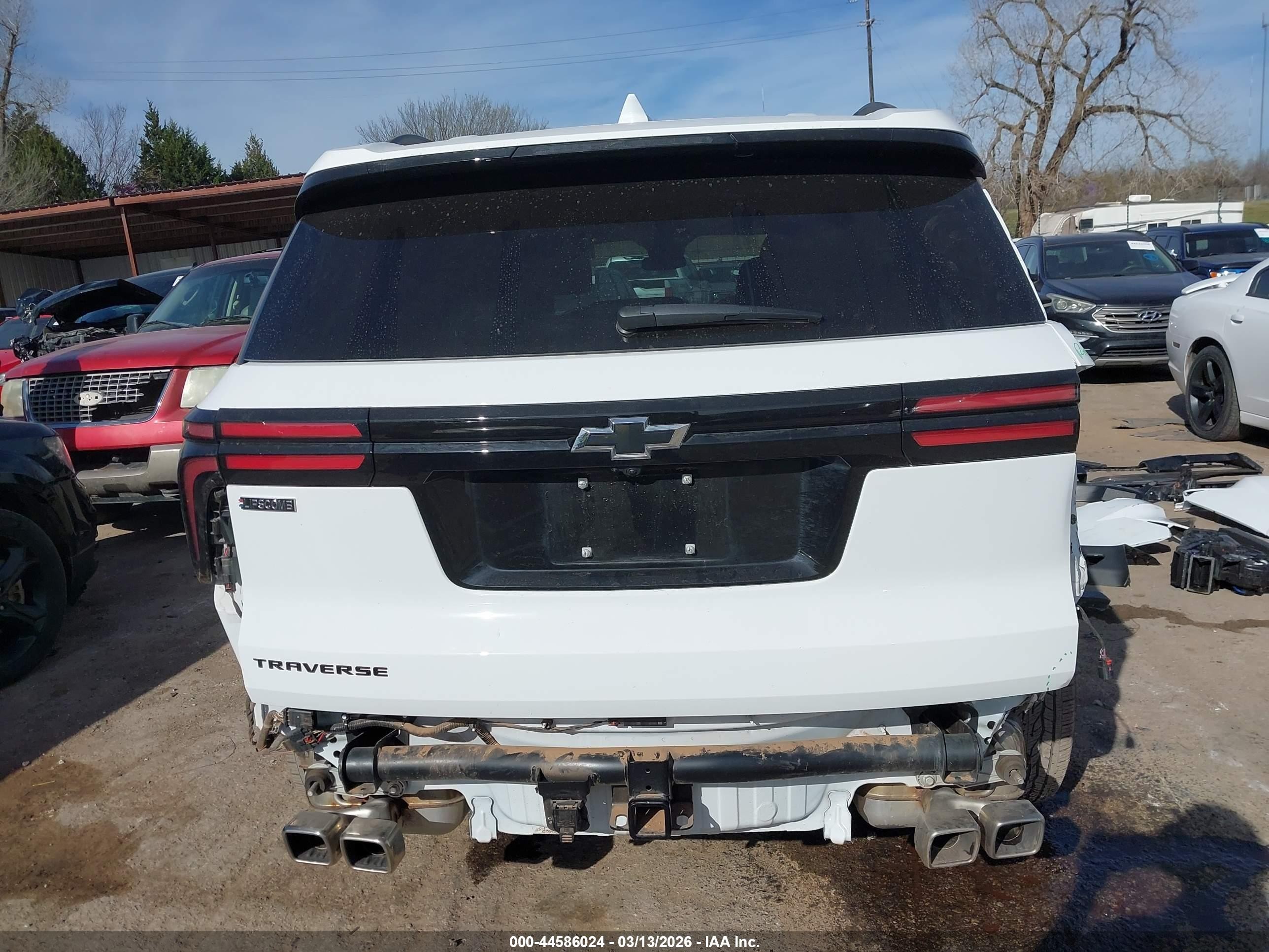 2025 Chevrolet Traverse Fwd Lt Белый vin: 1GNERGRS5SJ241520