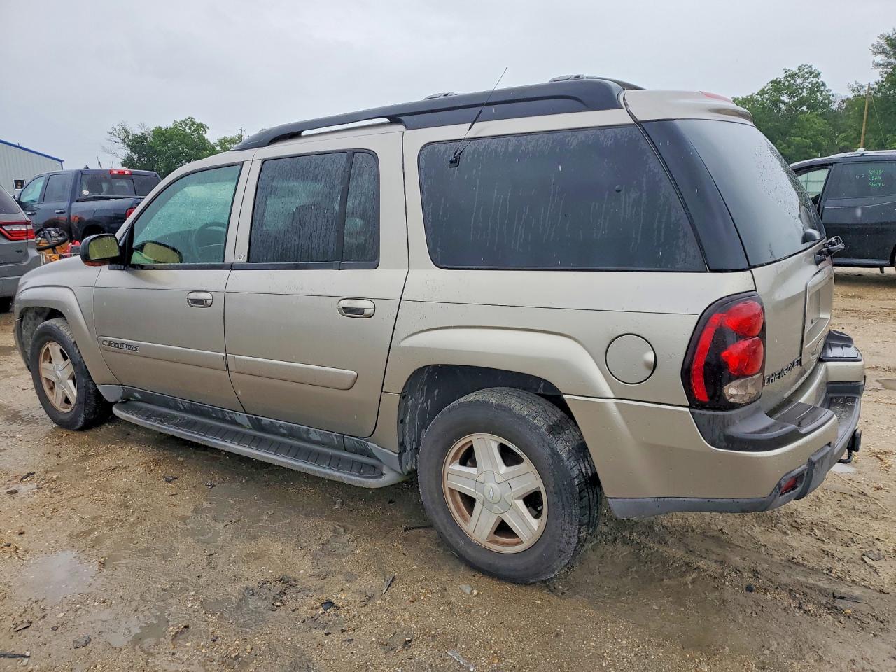 2002 Chevrolet Trailblazer Ext Brown vin: 1GNES16S326138508